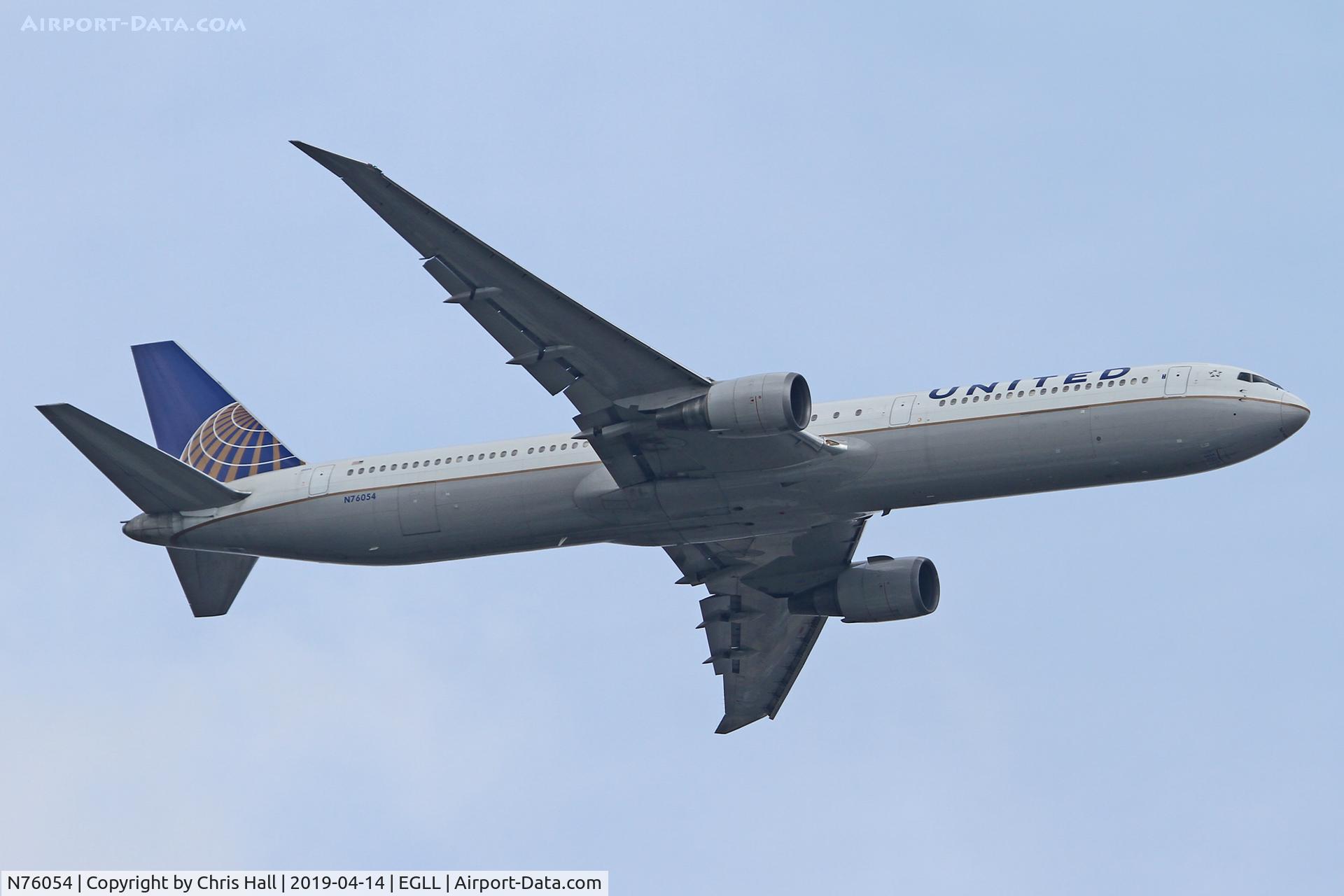 N76054, 2000 Boeing 767-424/ER C/N 29449, Heathrow