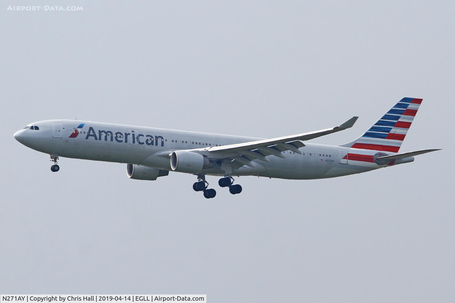 N271AY, 2000 Airbus A330-323 C/N 0323, Heathrow