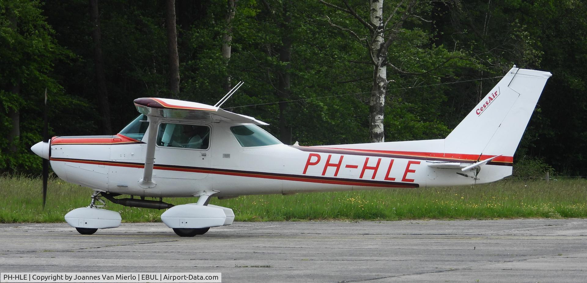 PH-HLE, 1979 Cessna 152 C/N 15283822, Ursel