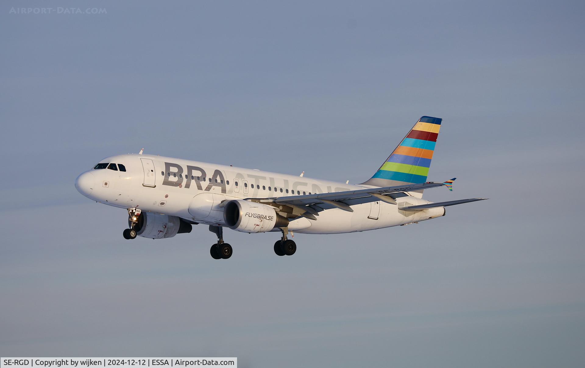 SE-RGD, 2007 Airbus A319-112 C/N 3346, Rwy 26