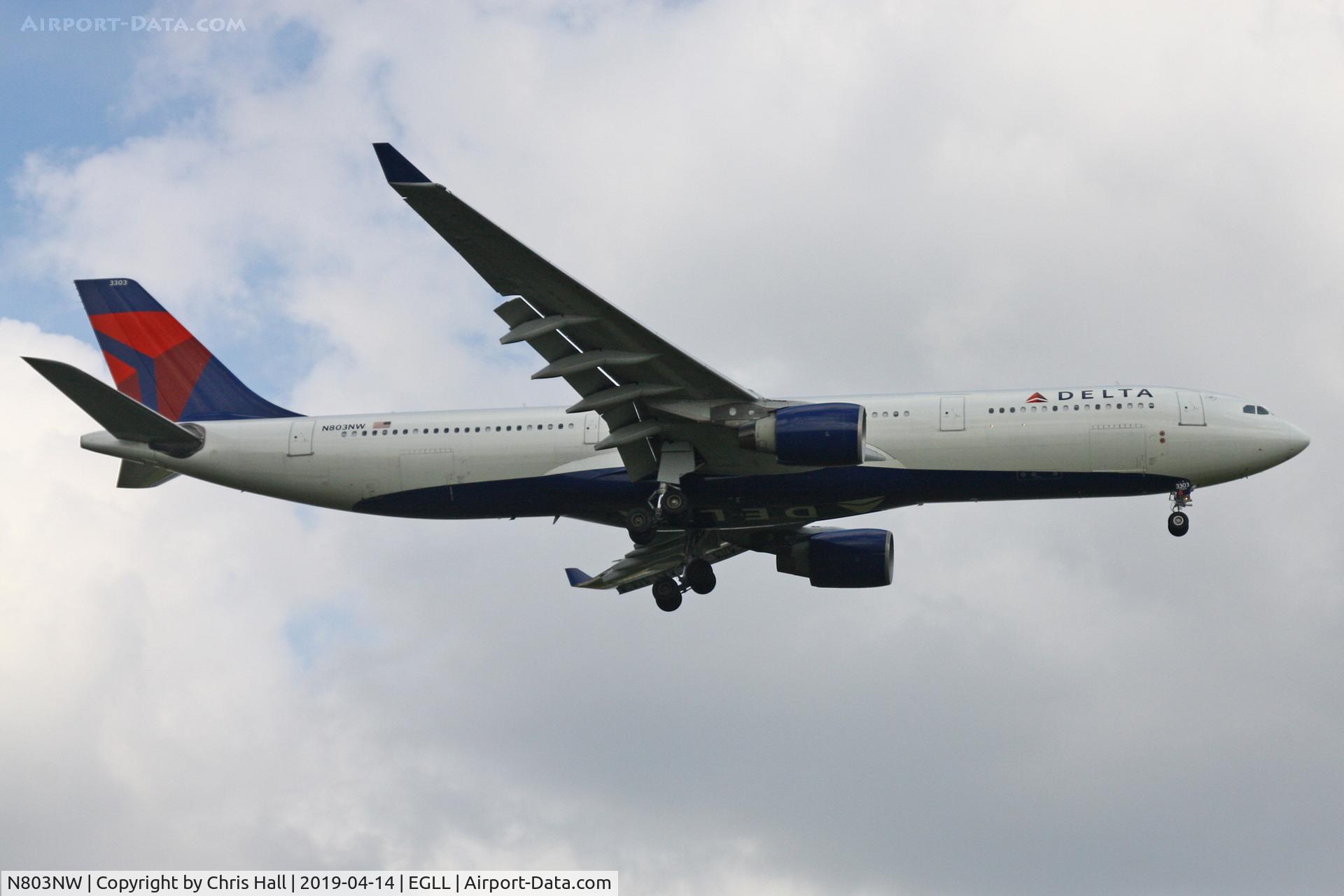 N803NW, 2003 Airbus A330-323 C/N 0542, Heathrow