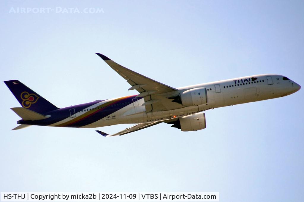 HS-THJ, 2017 Airbus A350-941 C/N 0177, Take off