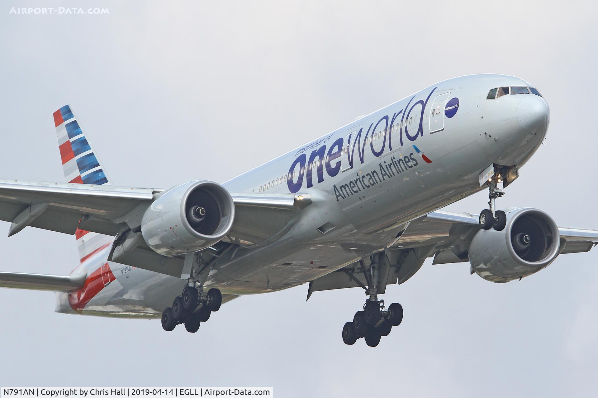 N791AN, 2000 Boeing 777-223/ER C/N 30254, Heathrow