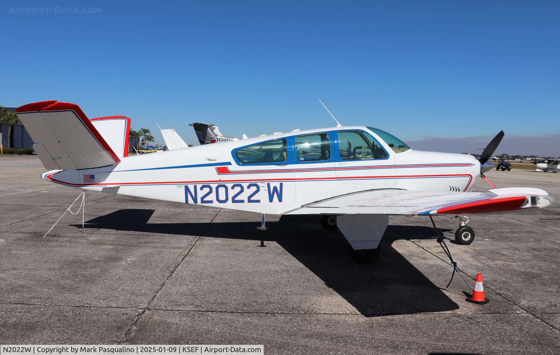 N2022W, 1965 Beech S35 Bonanza C/N D-7968, Beech S35