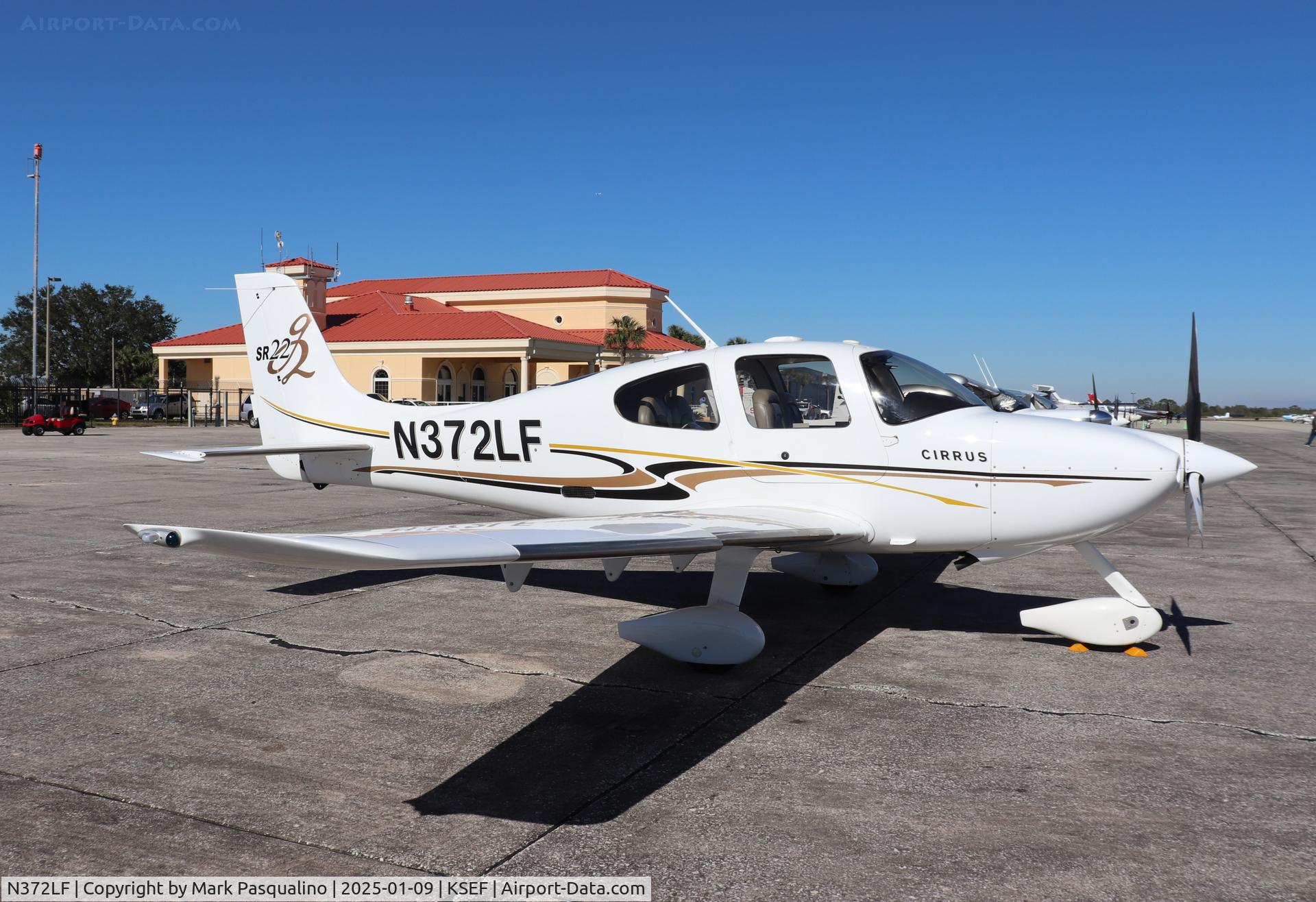 N372LF, 2004 Cirrus SR22 C/N 1074, Cirrus SR22
