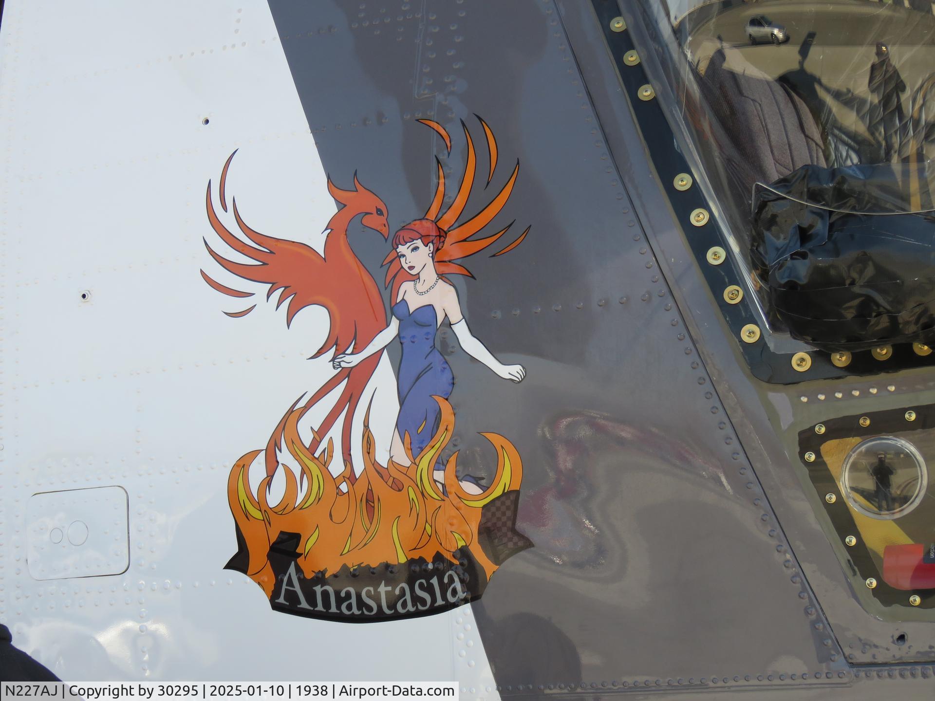 N227AJ, 1993 Boeing Vertol CH-47D Chinook C/N M.3443, Nose art