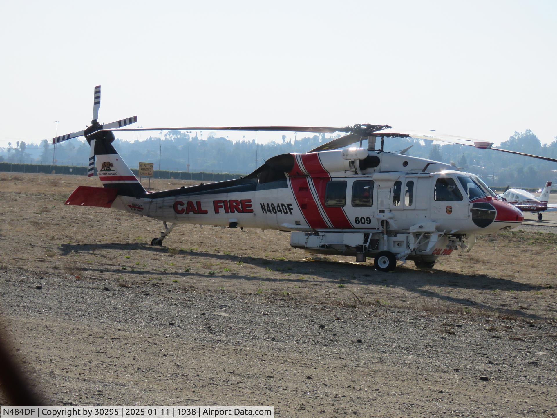 N484DF, 2019 Sikorsky S-70i Firehawk C/N 704046, Parked