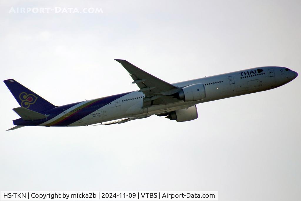 HS-TKN, 2013 Boeing 777-3AL/ER C/N 41523, Take off