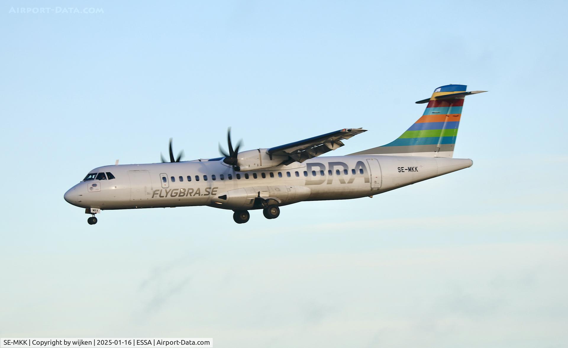 SE-MKK, 2017 ATR 72-600 C/N 1341, Rwy 26