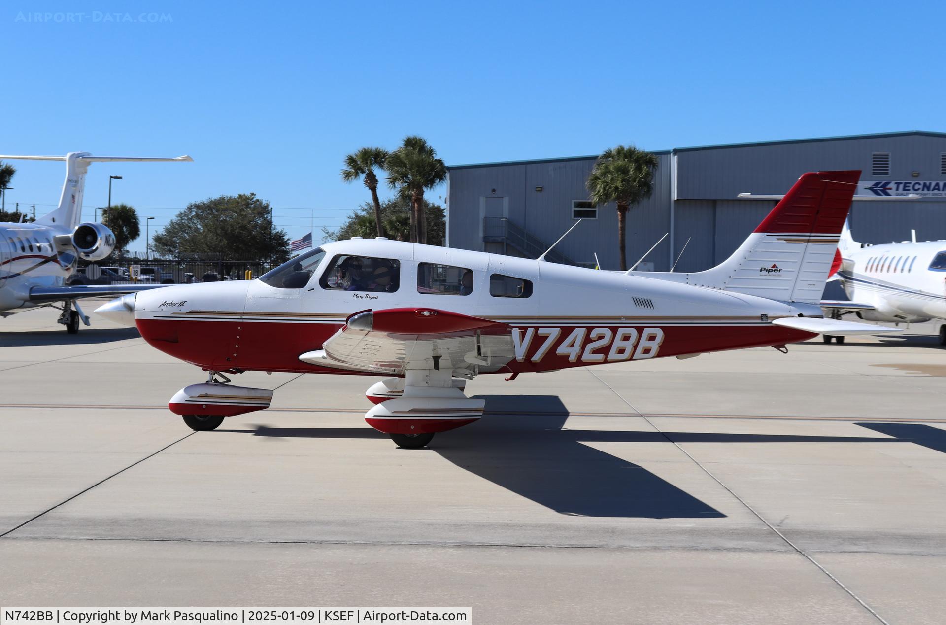 N742BB, 1998 Piper PA-28-181 Archer III C/N 28-43142, Piper PA-28-181