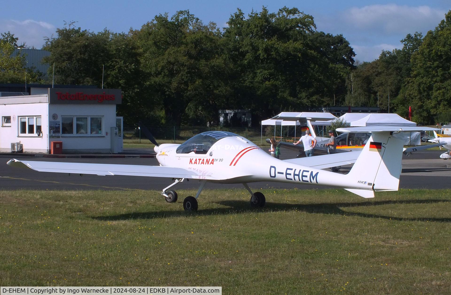 D-EHEM, 1994 HOAC DV-20-100 Katana C/N 20065, HOAC DV-20-100 Katana at Bonn-Hangelar airfield during the Grumman Fly-in 2024