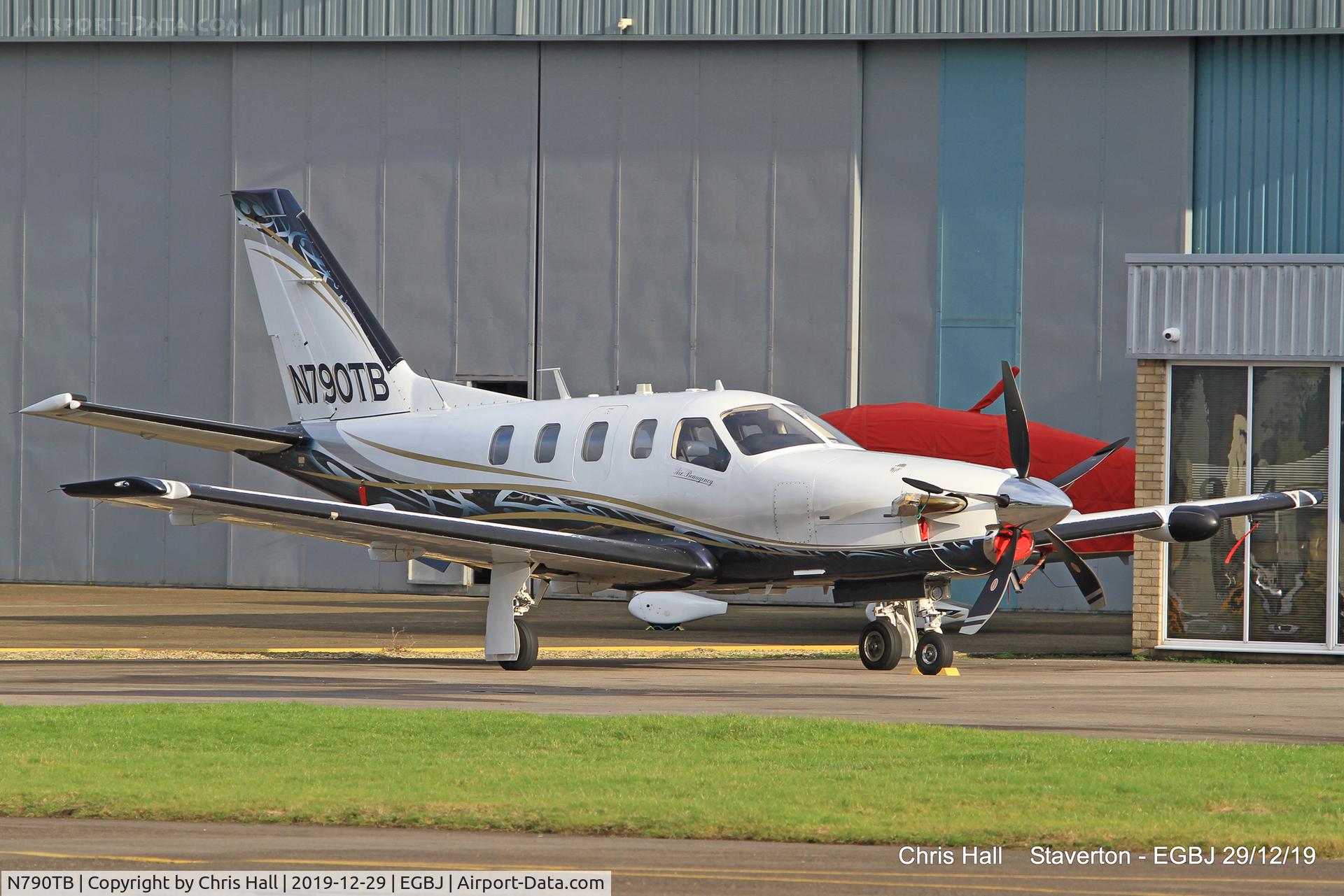 N790TB, 1999 Socata TBM-700 C/N 148, Staverton