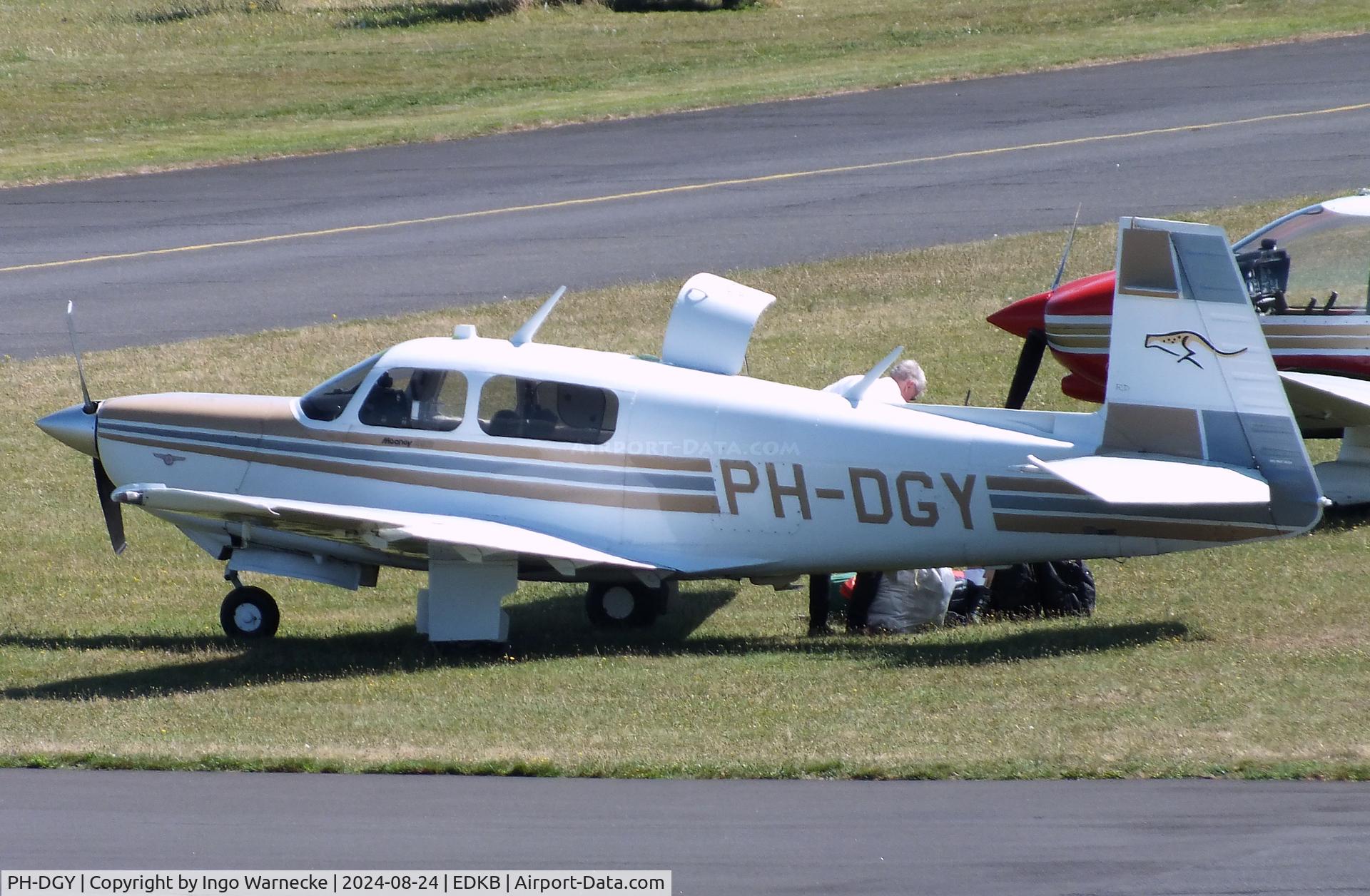 PH-DGY, Mooney M20K C/N 25-1145, Mooney M20K at Bonn-Hangelar airfield during the Grumman Fly-in 2024