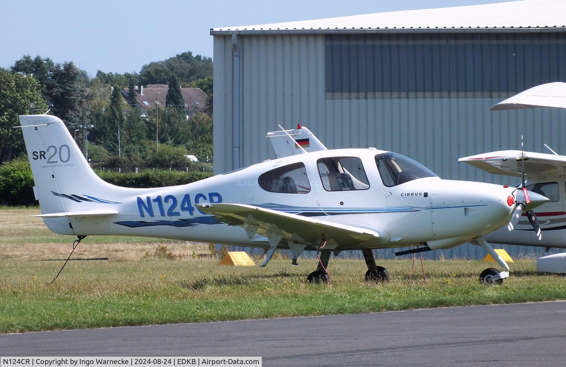 N124CR, Cirrus SR20 C/N 2003, Cirrus SR20 at Bonn-Hangelar airfield during the Grumman Fly-in 2024