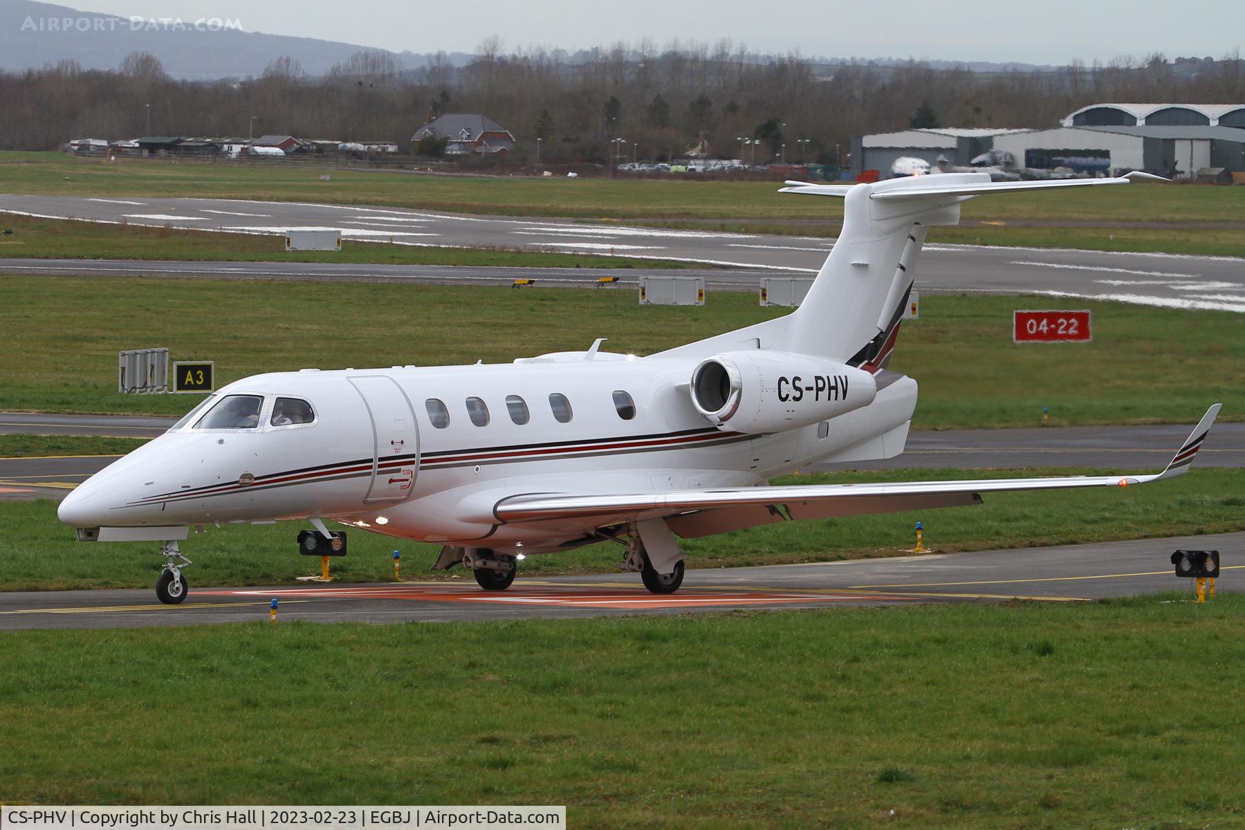 CS-PHV, 2022 Embraer EMB-505 Phenom 300 C/N 50500664, Staverton