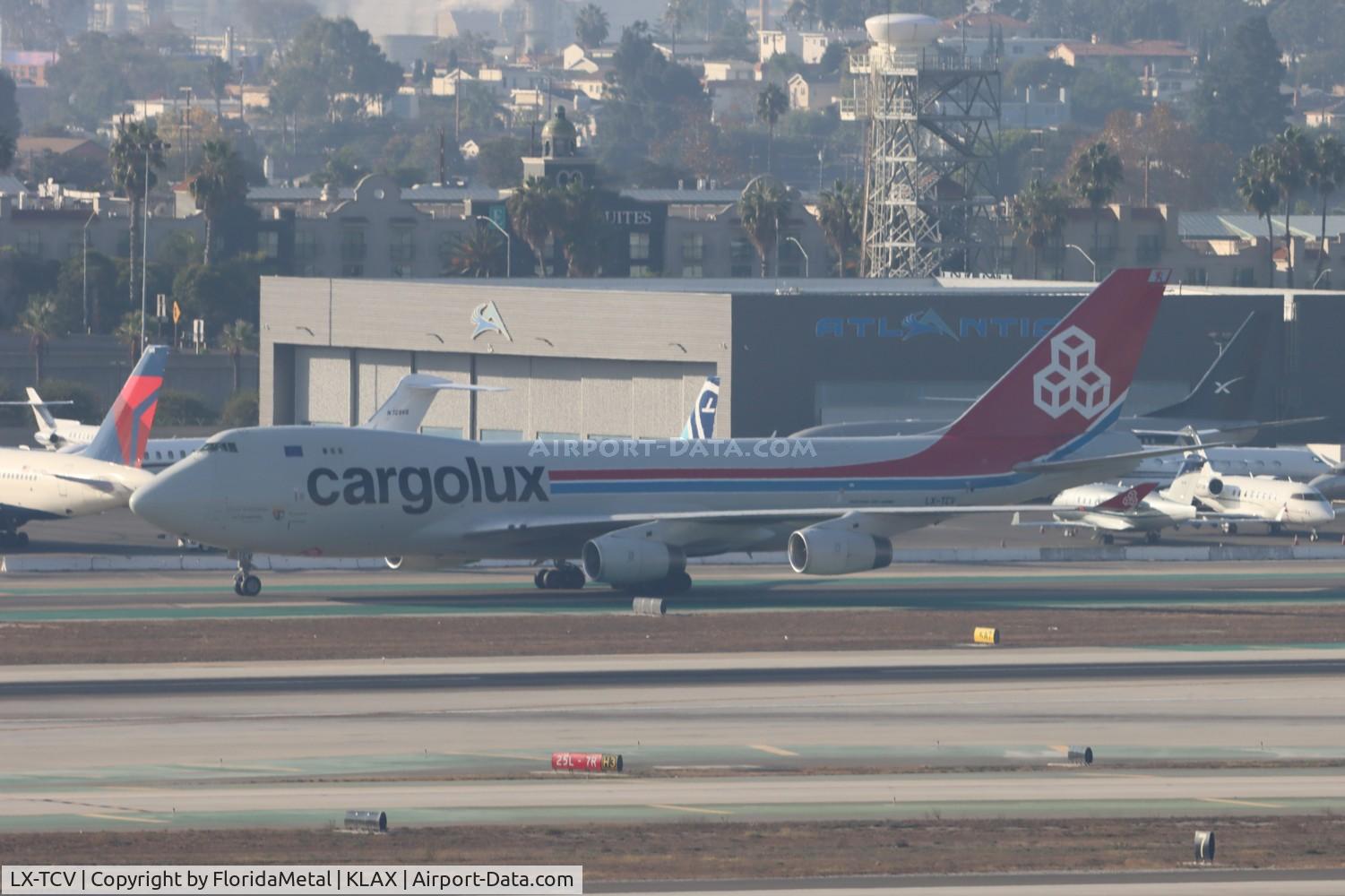 LX-TCV, 2002 Boeing 747-4R7F/SCD C/N 30401, CLX 747-400F zx lax-lux, ellx
