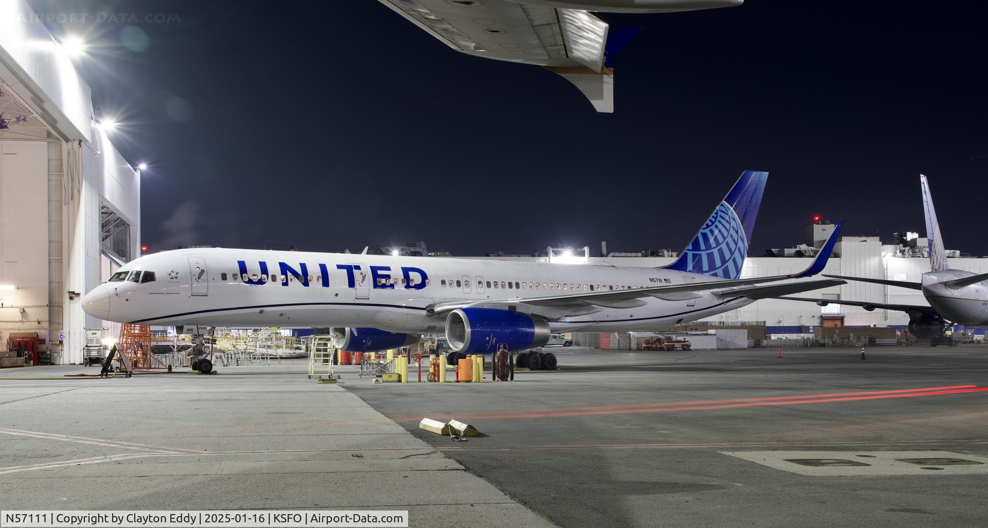 N57111, 1994 Boeing 757-224 C/N 27301, SFO 2025