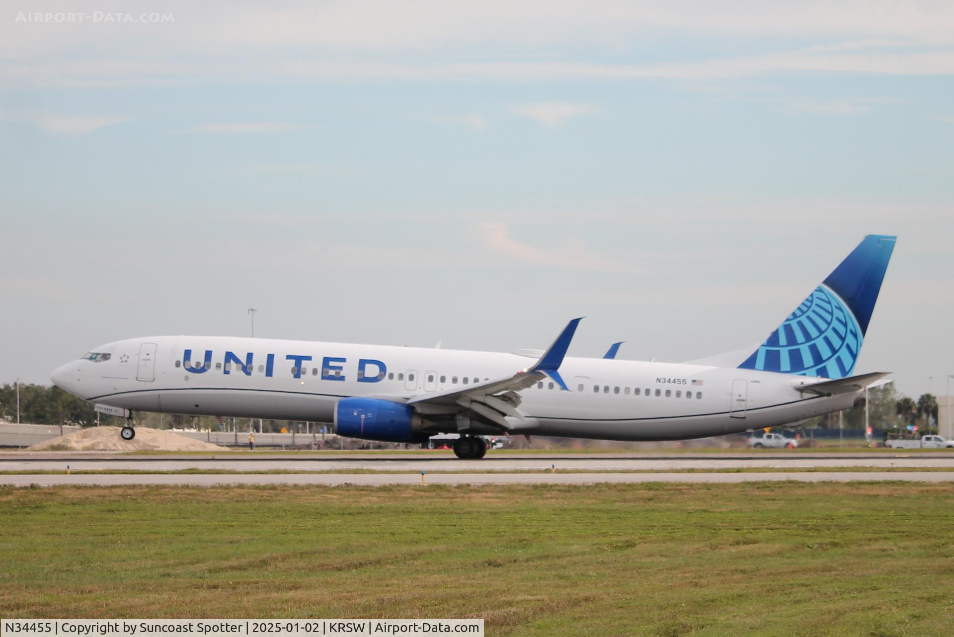 N34455, 2012 Boeing 737-924/ER C/N 41743, United Flight 2343 arrives on Runway 6 at Southwest Florida International Airport following flight from Newark-Liberty International Airport