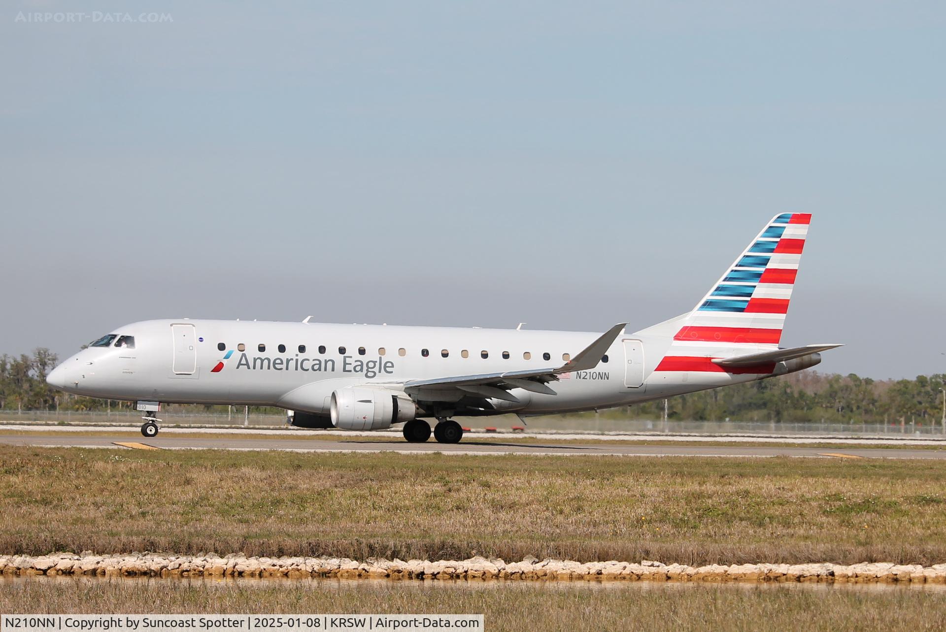 N210NN, 2015 Embraer 175LR (ERJ-170-200LR) C/N 17000500, American Flight 3785 operated by Envoy taxis at Southwest Florida International Airport prior to fight to Reagan National Airport