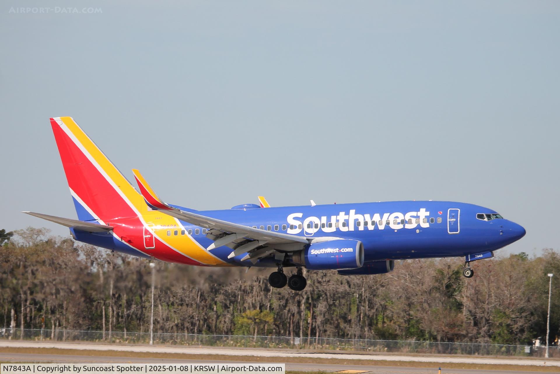 N7843A, 2006 Boeing 737-752 C/N 35786, Southwest Flight 1351 arrives on Runway 6 at Southwest Florida International Airport following flight from Chicago-Midway International Airport