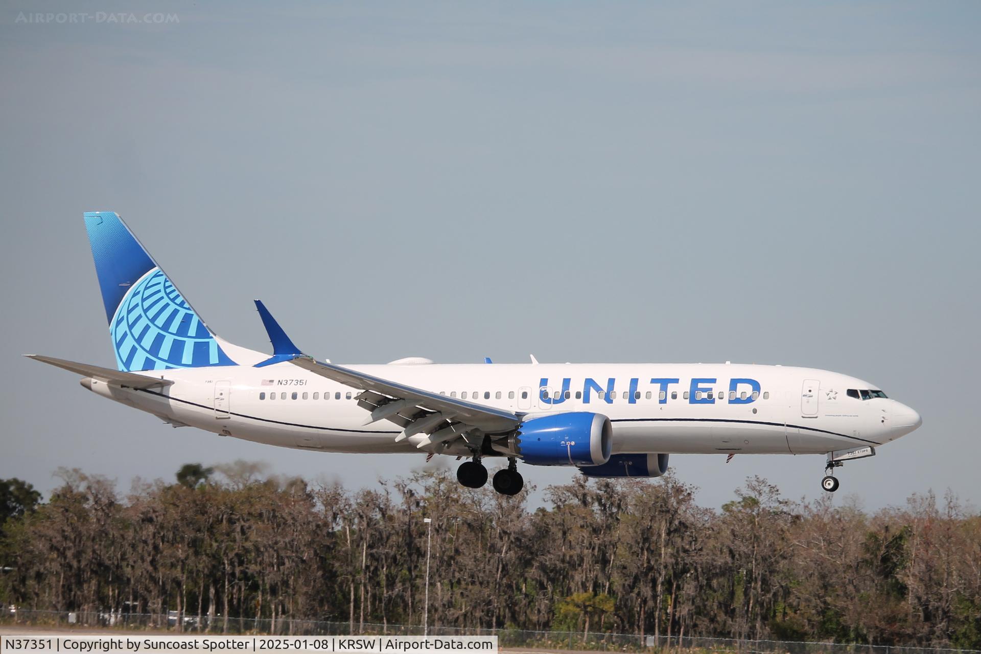 N37351, 2024 Boeing 737-8 MAX C/N 67623, United Flight 1573 arrives on Runway 6 at Southwest Florida International Airport following flight from Houston-Bush Intercontinental Airport