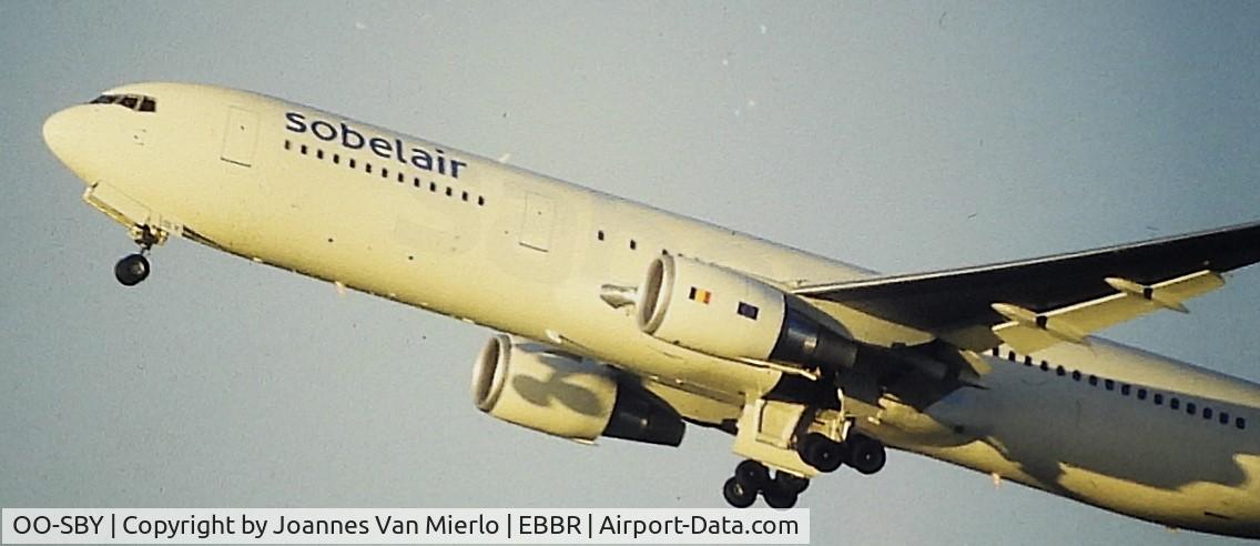 OO-SBY, 1994 Boeing 767-33A/ER C/N 27310, ex-slide
