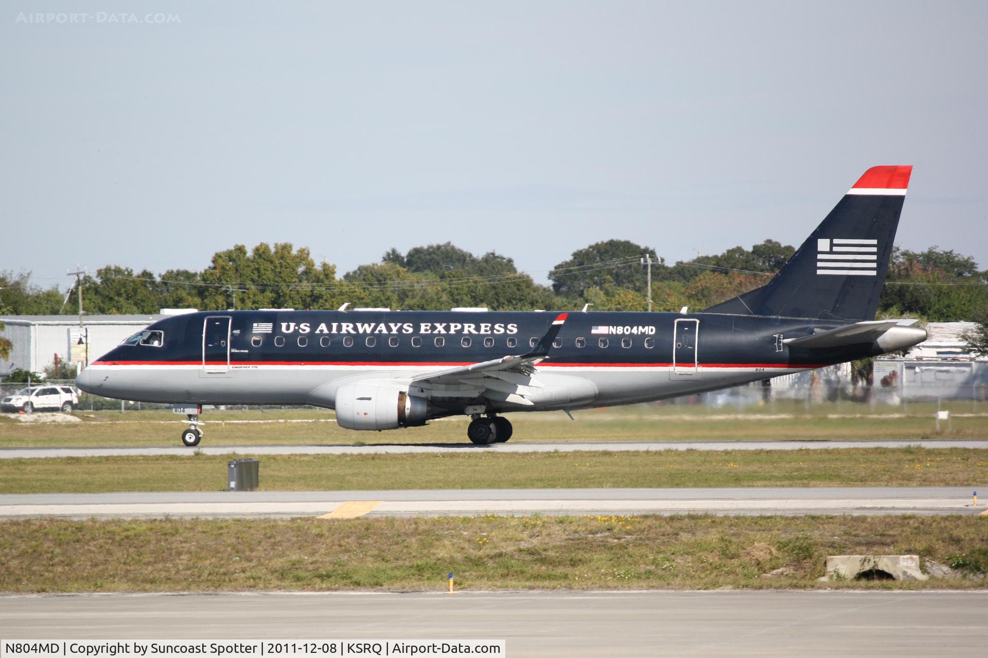 N804MD, 2004 Embraer 170SU (ERJ-170-100SU) C/N 17000016, Republic Airlines Embraer 175 departs from Runway 32 at Sarasota-Bradenton International Airport