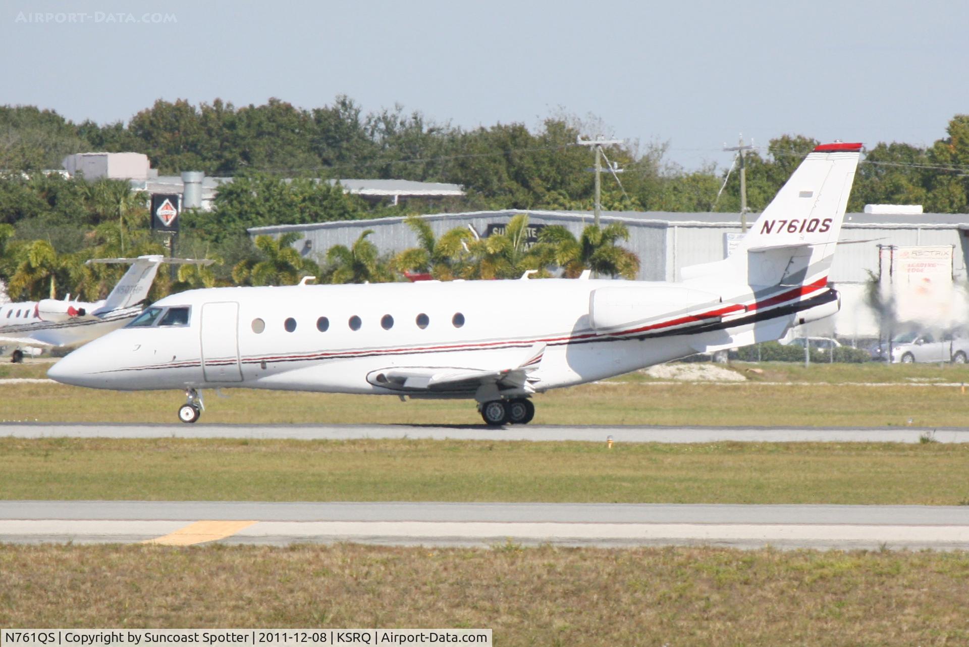 N761QS, 2007 Israel Aircraft Industries Gulfstream 200 C/N 176, Gulfstream G200 taxis for departs Runway 32 at Sarasota-Bradenton International Airport