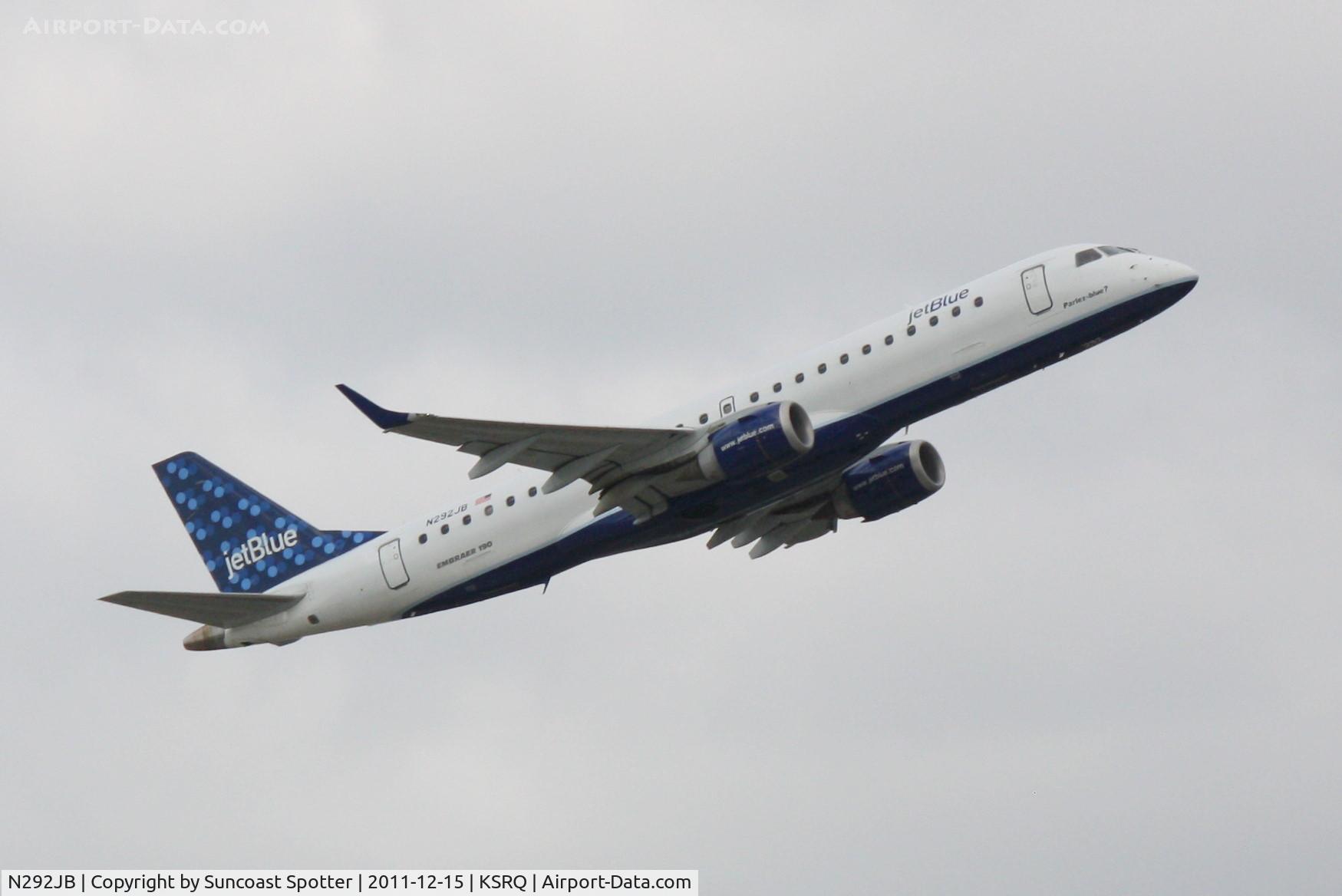 N292JB, 2008 Embraer ERJ-190-100 IGW 190AR C/N 19000179, Jet Blue Embraer 190 departs Runway 14 at Sarasota-Bradenton International Airport