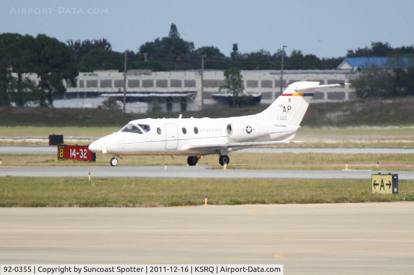 92-0355, 1992 Beechcraft T-1A Jayhawk C/N TT-69, USAF T-1A Jayhawk  arrives on Runway 14 at Sarasota-Bradenton International Airport