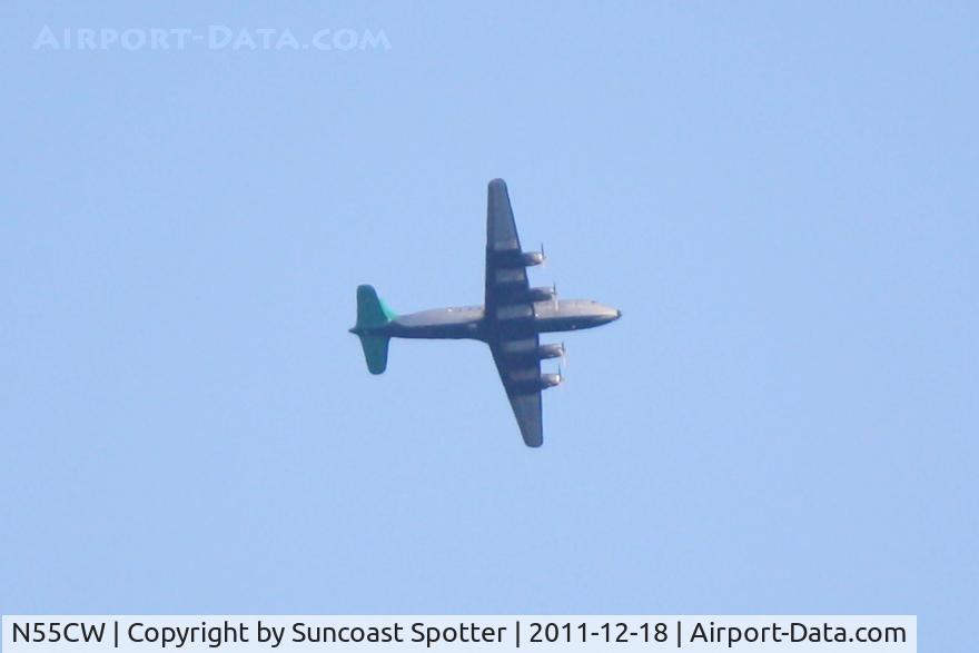 N55CW, 1945 Douglas C-54D-5-DC C/N 10673, Douglas C-54 Skymaster flies over North Port