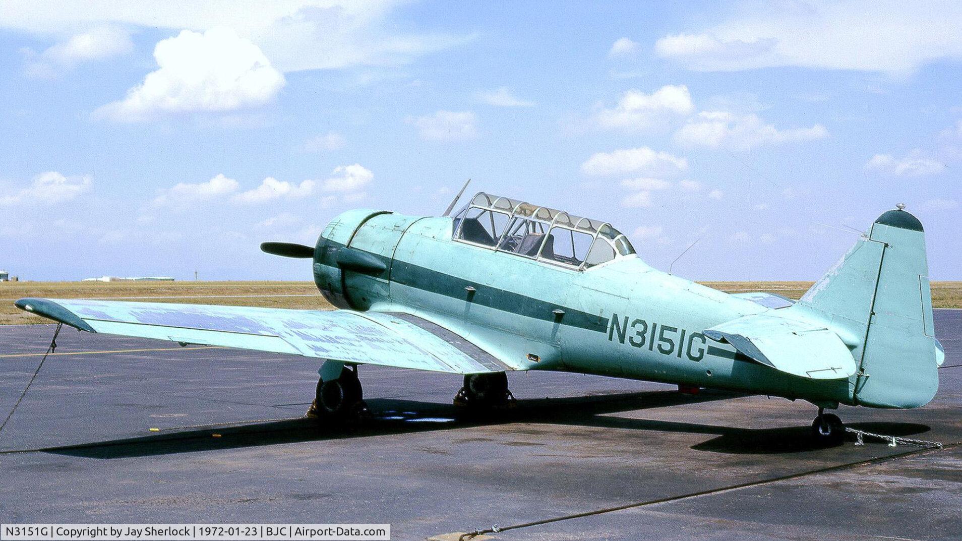 N3151G, North American SNJ-5 Texan C/N 88-16786, N3151G parked at Rocky Mountain Metropolitan Airport