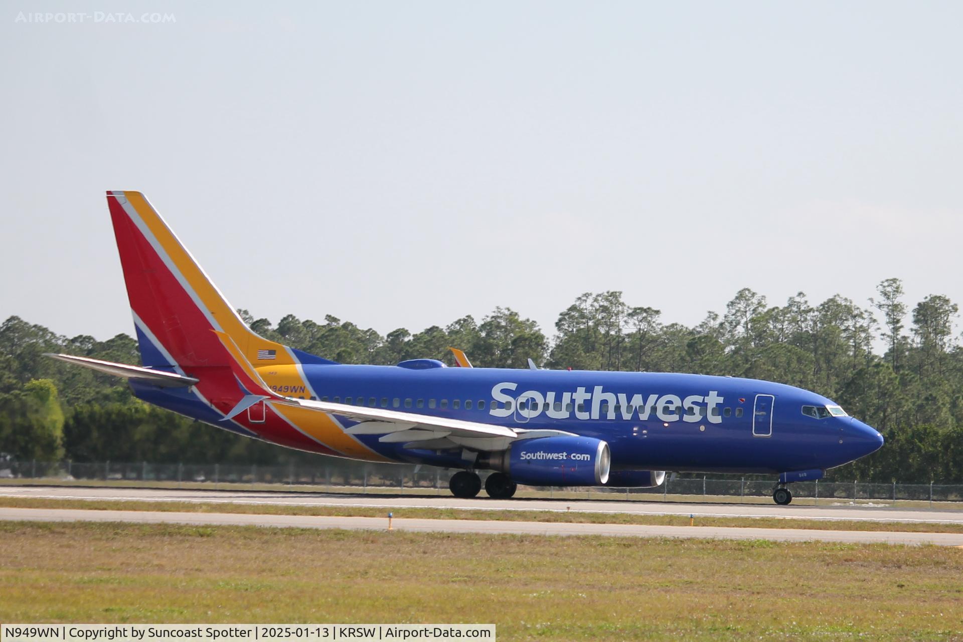 N949WN, 2010 Boeing 737-7H4 C/N 36663, Southwest Flight 986 departs Runway 24 at Southwest Florida International Airport enroute to Baltimore-Washington International Airport