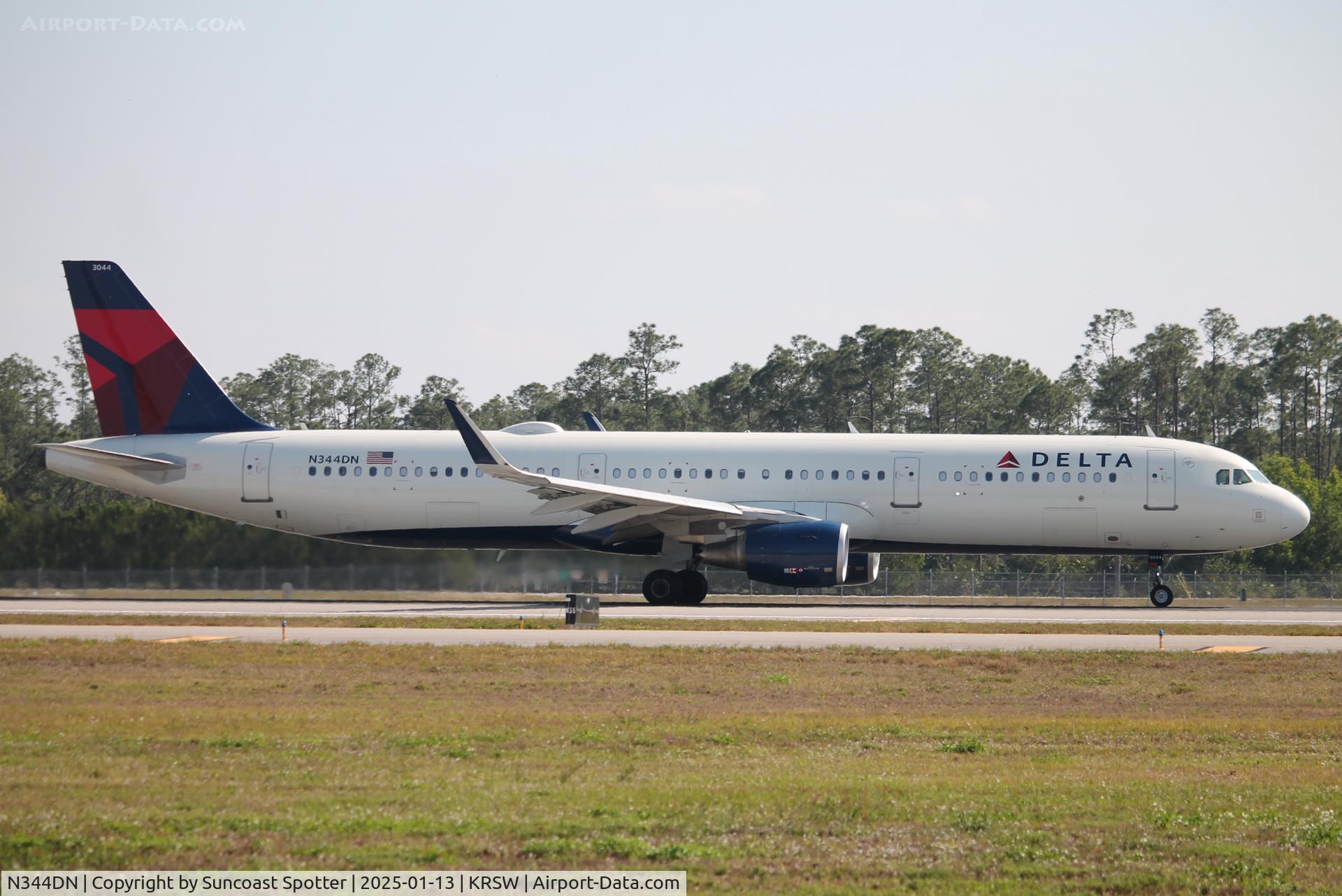 N344DN, 2018 Airbus A321-211 C/N 8171, Delta Flight 412 departs Runway 24 at Southwest Florida International Airport enroute to Detroit Metro Airport