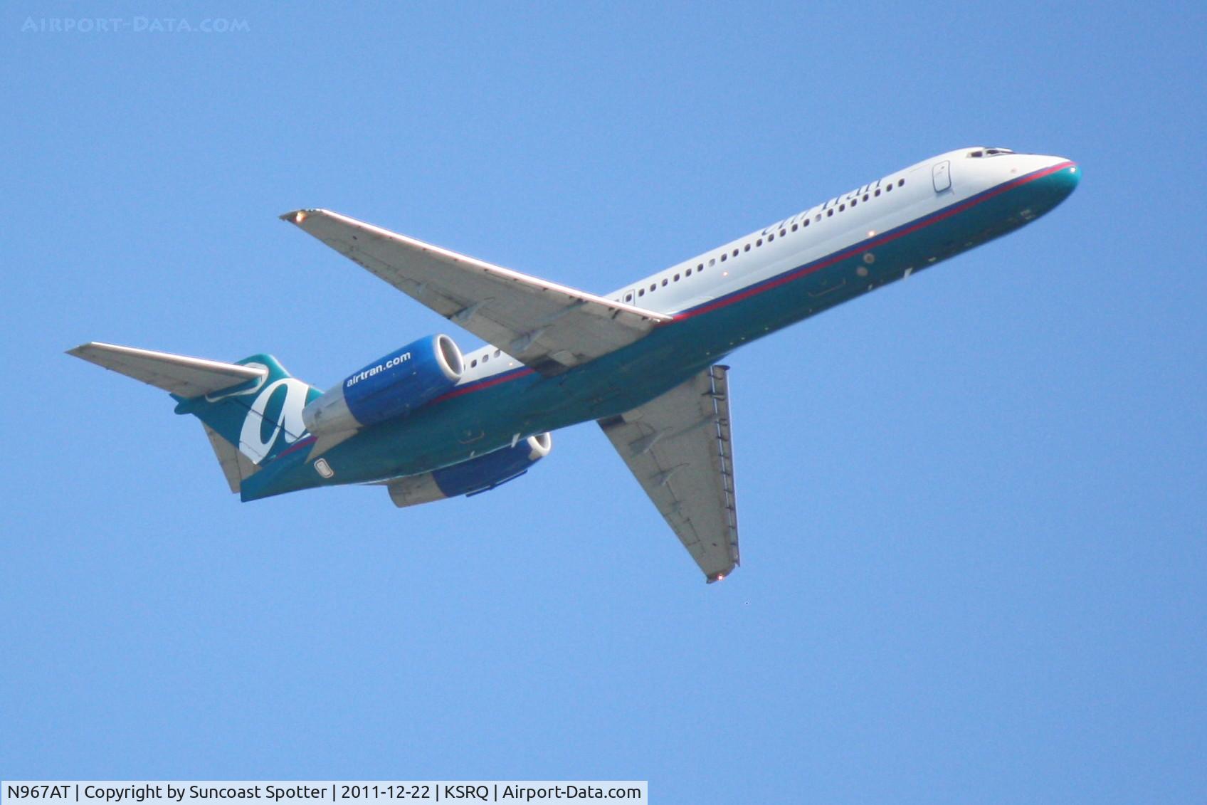 N967AT, 2001 Boeing 717-200 C/N 55028, AirTran Flight 1219 departs Runway 14 at Sarasota-Bradenton International Airport enroute to Chicago/Midway International Airport