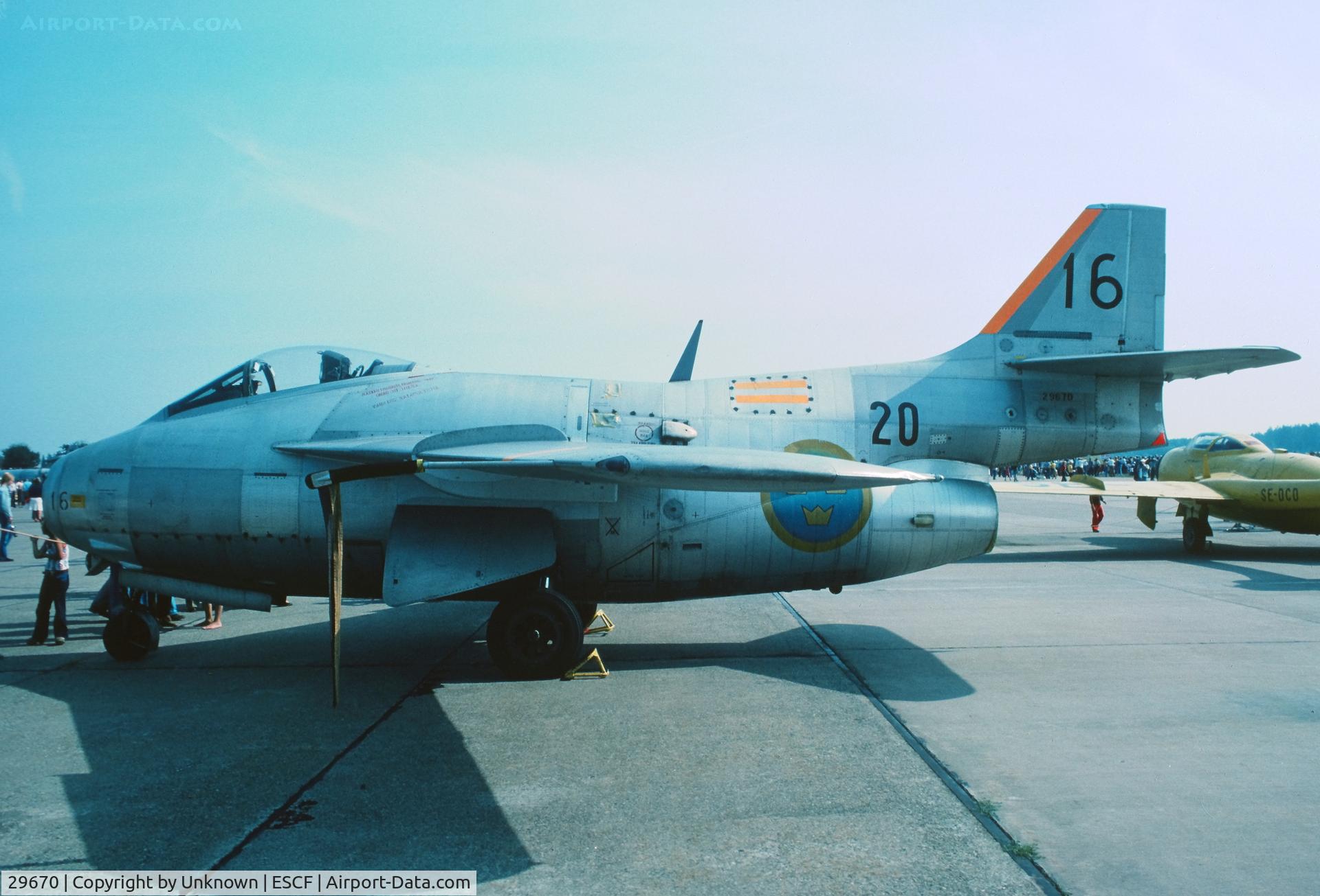 29670, 1955 Saab J-29F Tunnan C/N 29670, Malmen Air Base