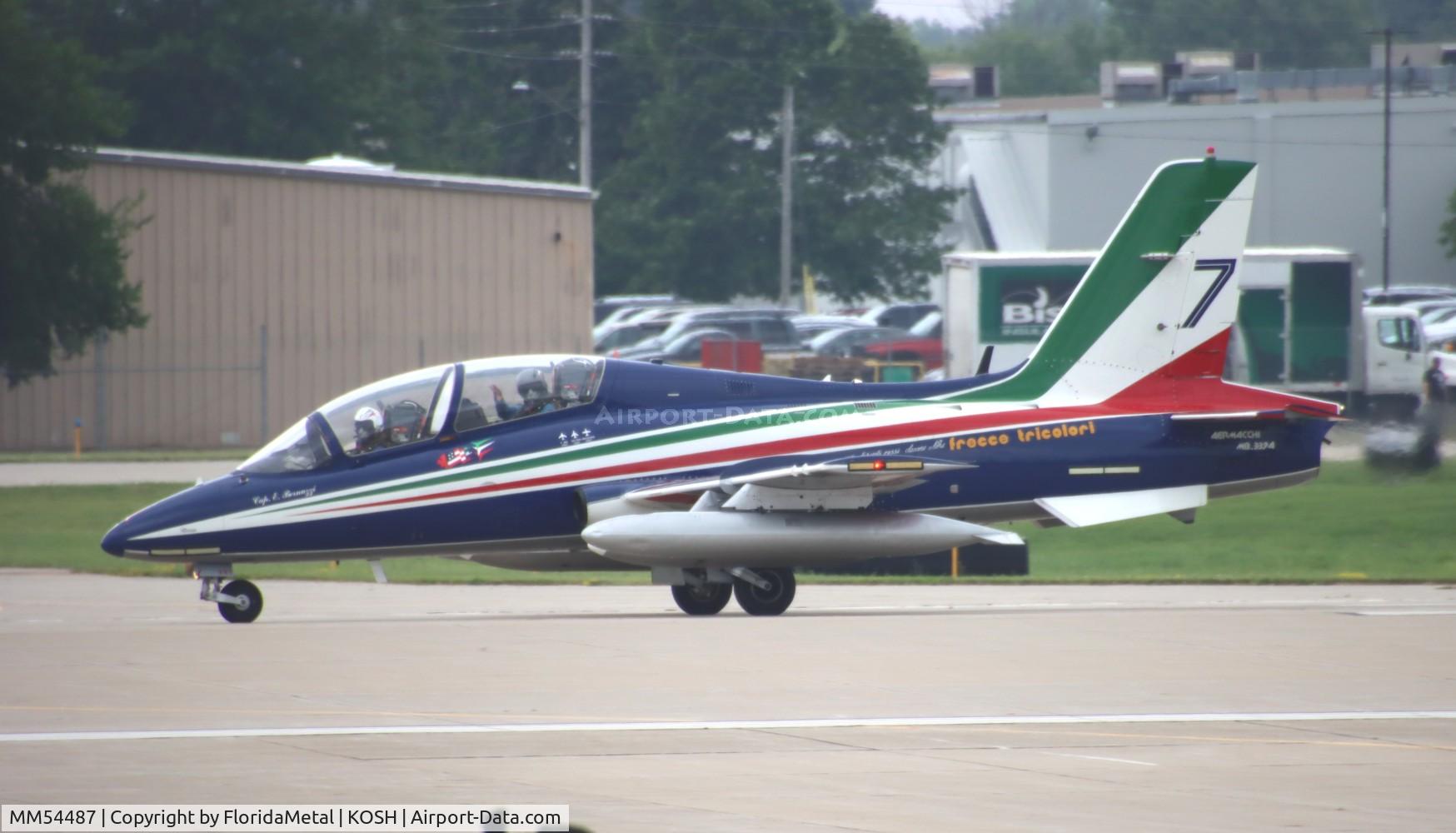 MM54487, Aermacchi MB-339PAN C/N 6684/079/AA035, MB-339 Tricolori zx 