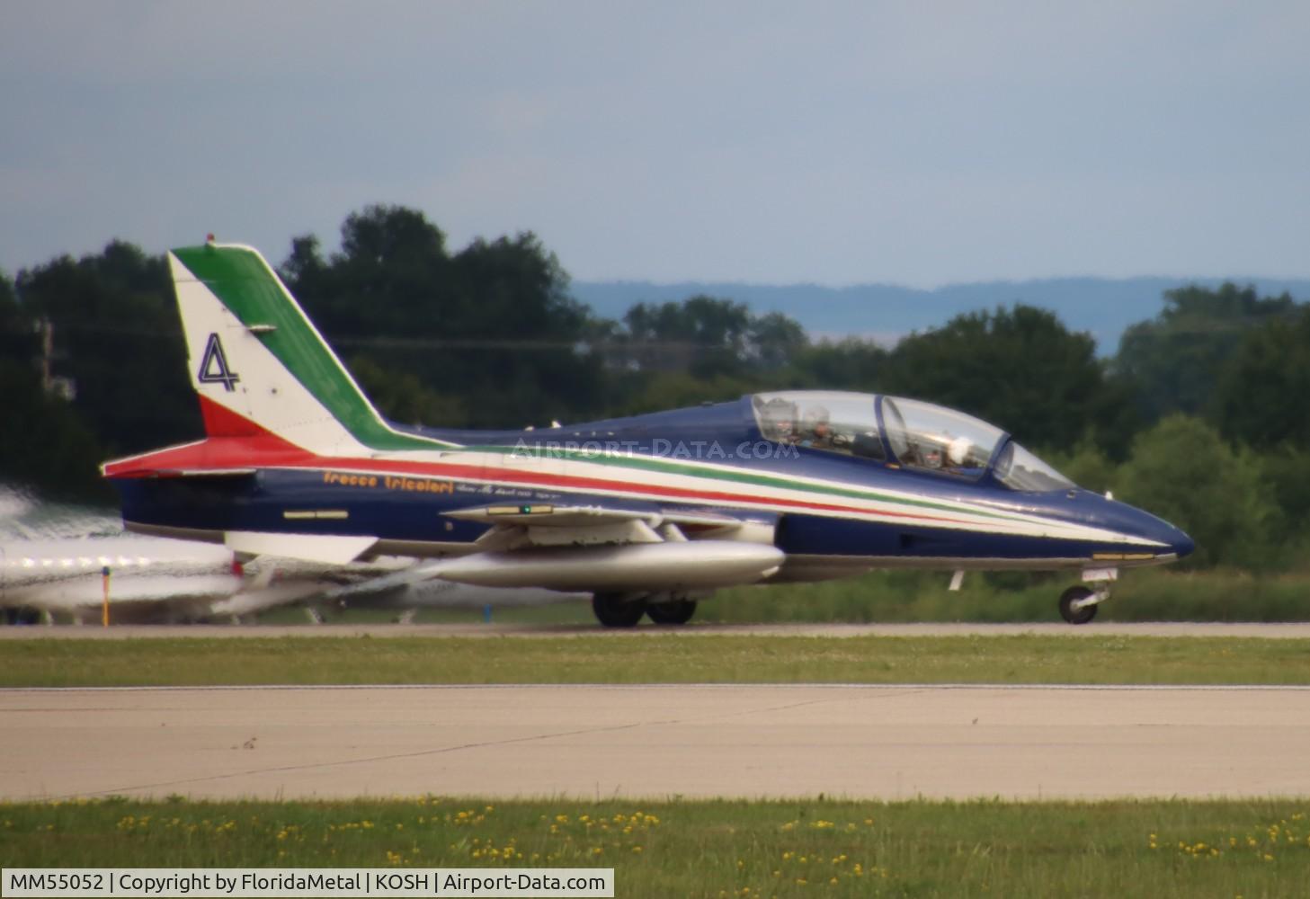 MM55052, Aermacchi MB-339PAN C/N 6846/186/AA083, MB-339 Tricolori zx 