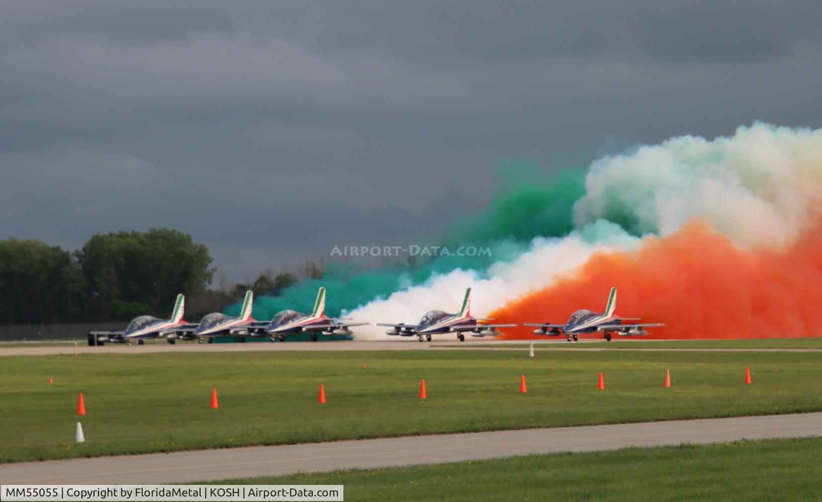 MM55055, Aermacchi MB-339A C/N 6851/189/AA086, OSH 2024 zx 