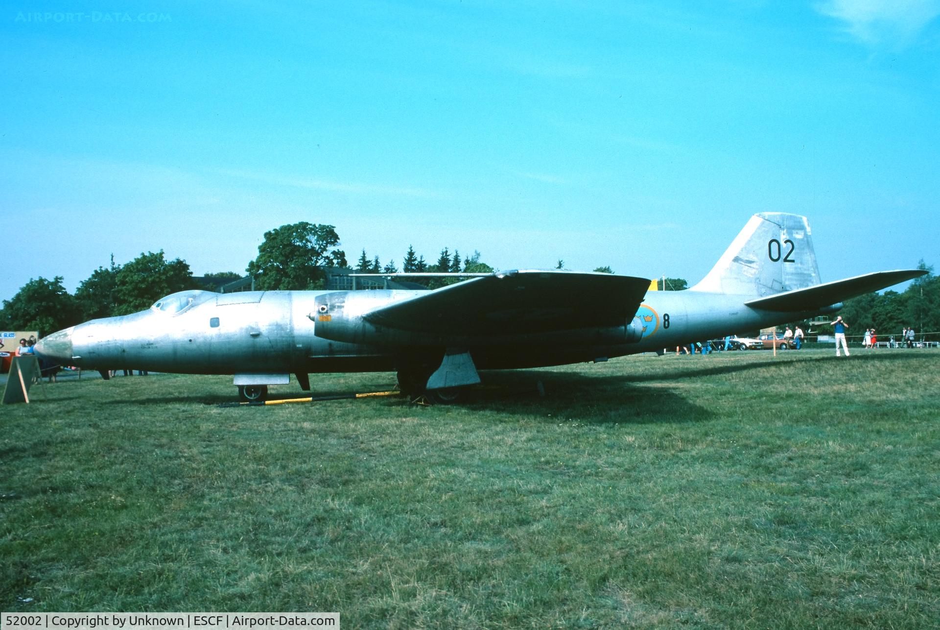 52002, English Electric Tp52 Canberra C/N SH1648, Malmen Air Base .MFD. 1954. del. 3.60 wfu 1974 .ex RAF WH905