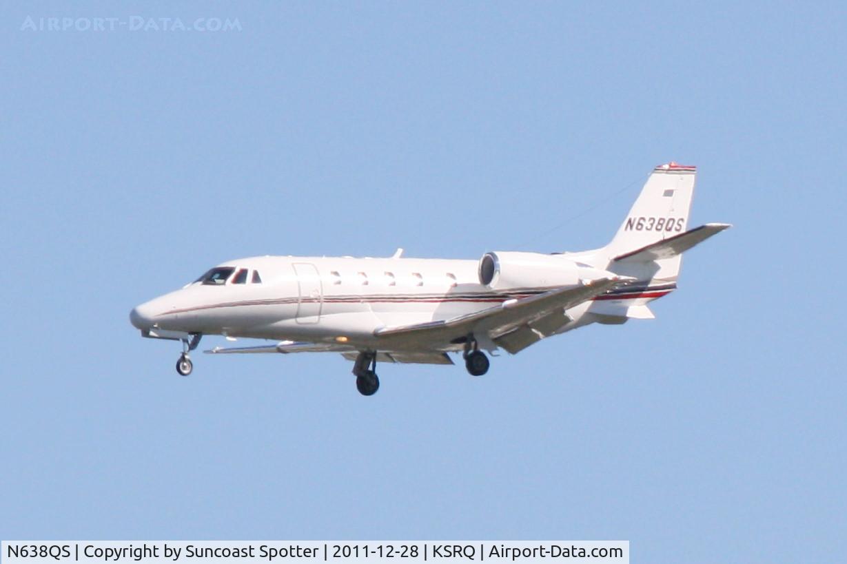 N638QS, 2004 Cessna 560XL C/N 560-5363, Cessna Citation Excel on approach to Runway 32 at Sarasota-Bradenton International Airport