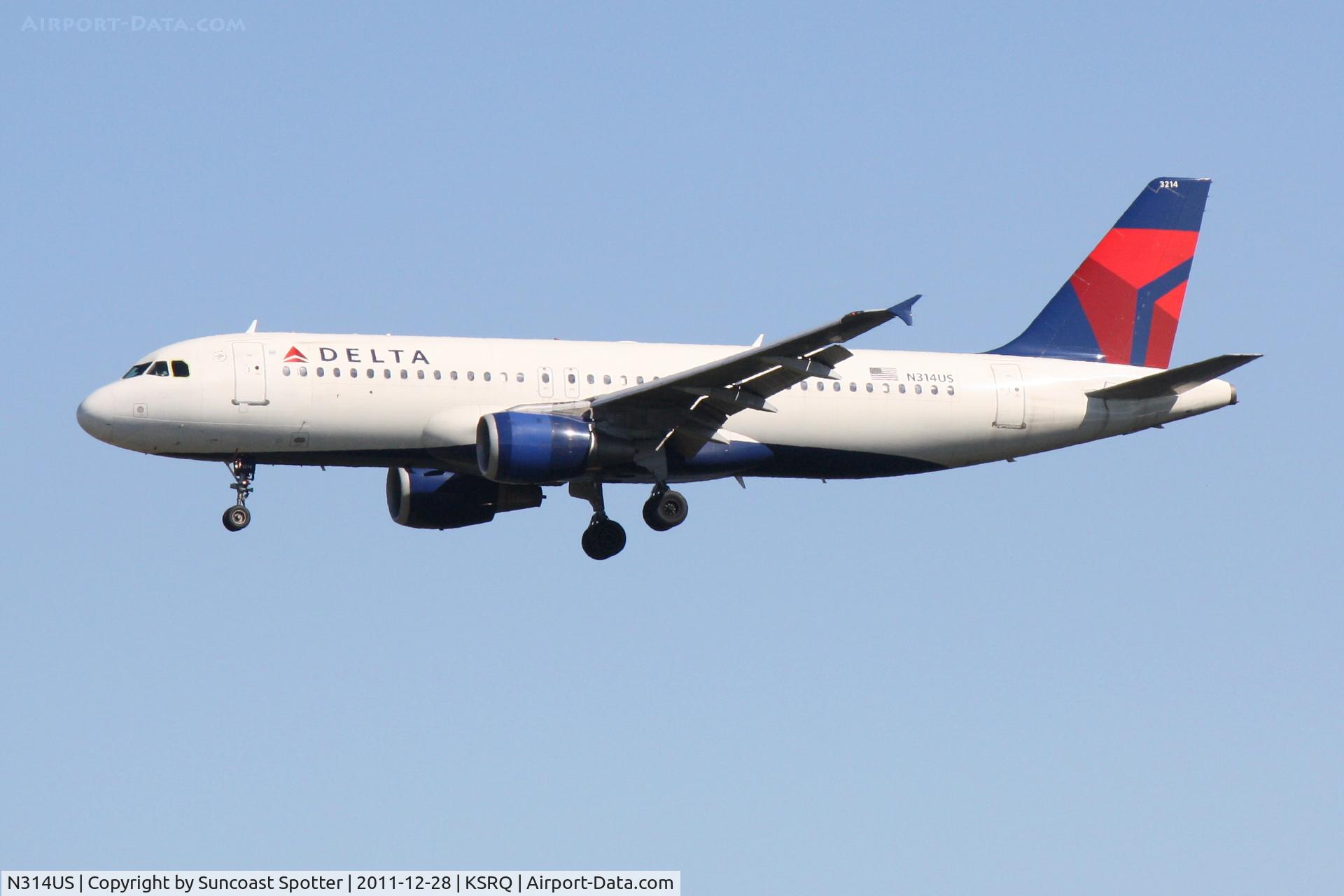 N314US, 1991 Airbus A320-211 C/N 160, Delta Airbus A320 on approach to Runway 32 at Sarasota-Bradenton International Airport