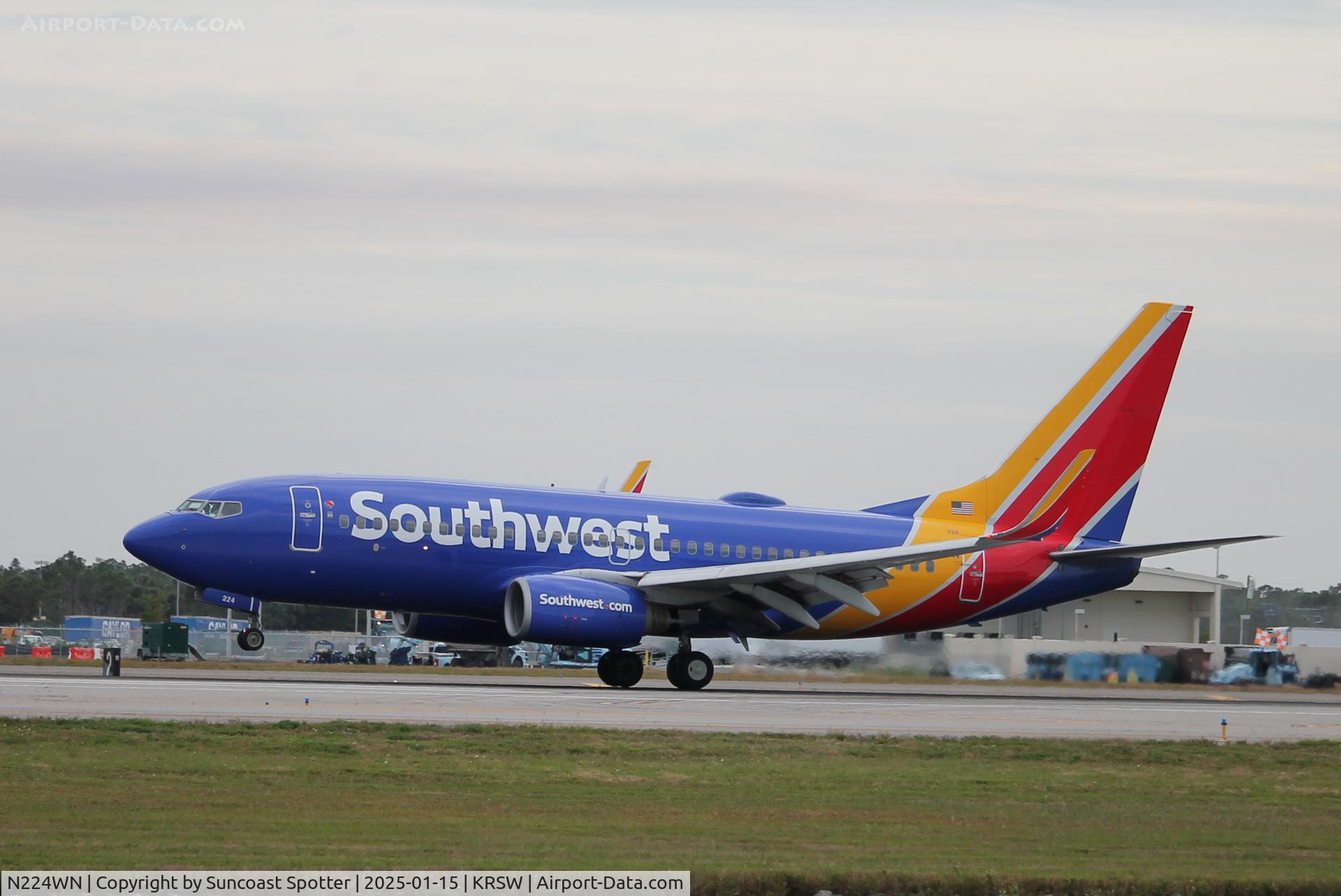 N224WN, 2005 Boeing 737-7H4 C/N 32493, Southwest Flight 2516 arrives on Runway 6 at Southwest Florida International Airport following flight from St Louis-Lambert International Airport