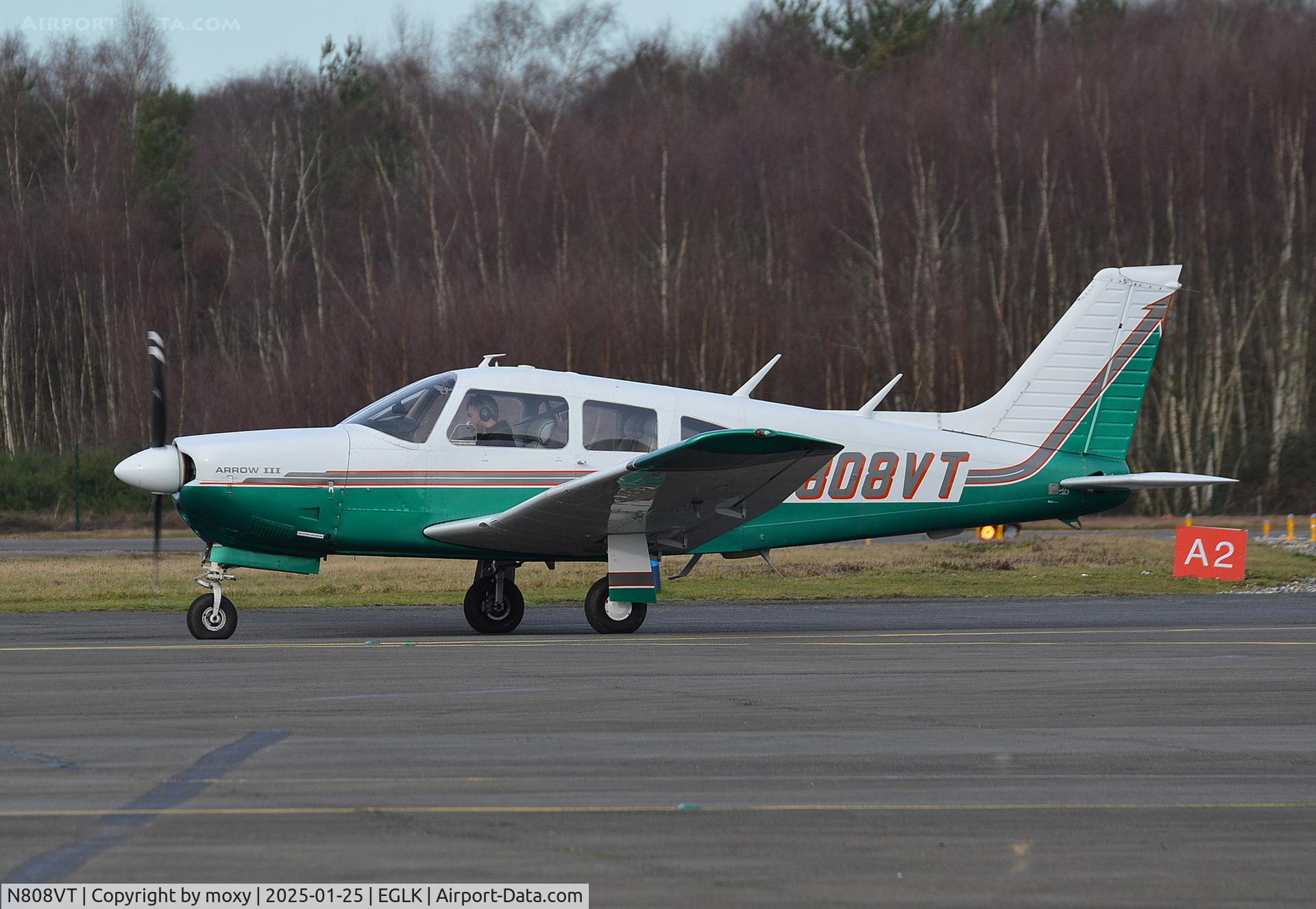 N808VT, 1977 Piper PA-28R-201 Cherokee Arrow III C/N 28R-7737051, Piper PA-28R-201 Cherokee Arrow III at Blackbushe.