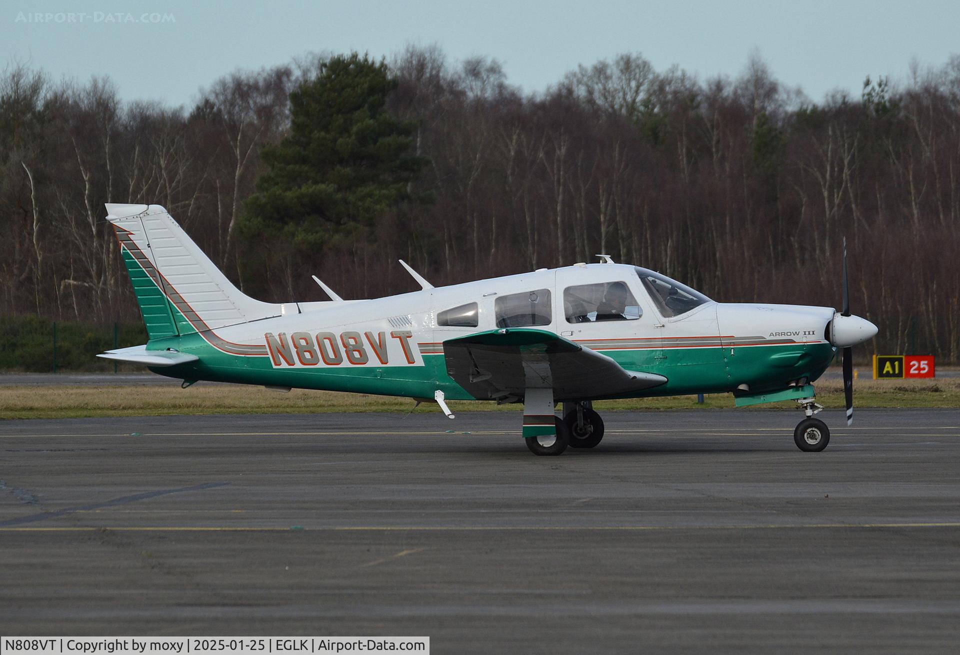 N808VT, 1977 Piper PA-28R-201 Cherokee Arrow III C/N 28R-7737051, Piper PA-28R-201 Cherokee Arrow III at Blackbushe.