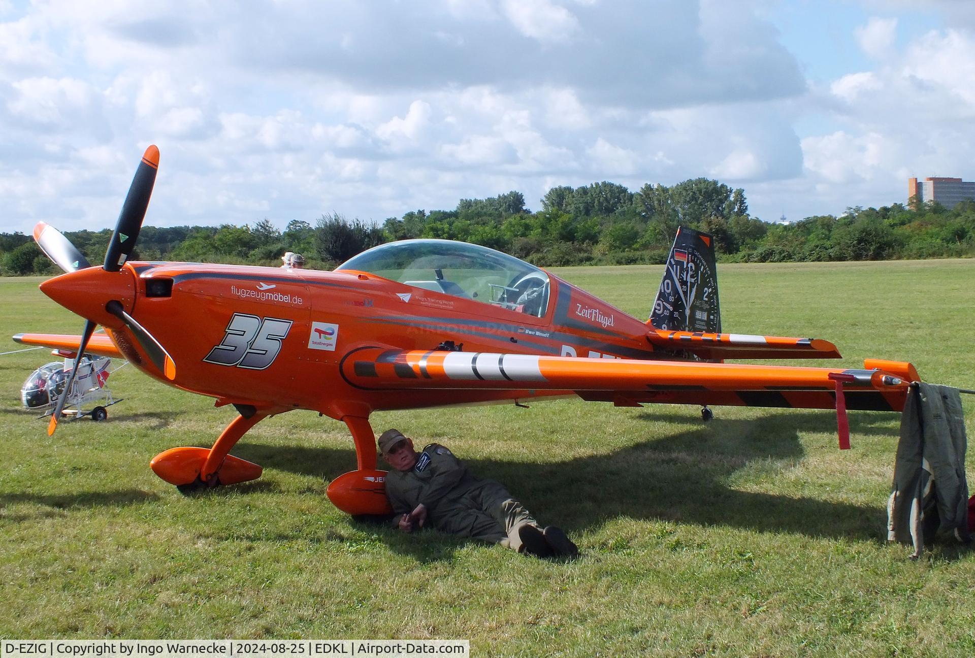 D-EZIG, Extra EA-300LC C/N LC030, Extra EA-300LC at the 2024 Flugplatzfest Leverkusen airfield display