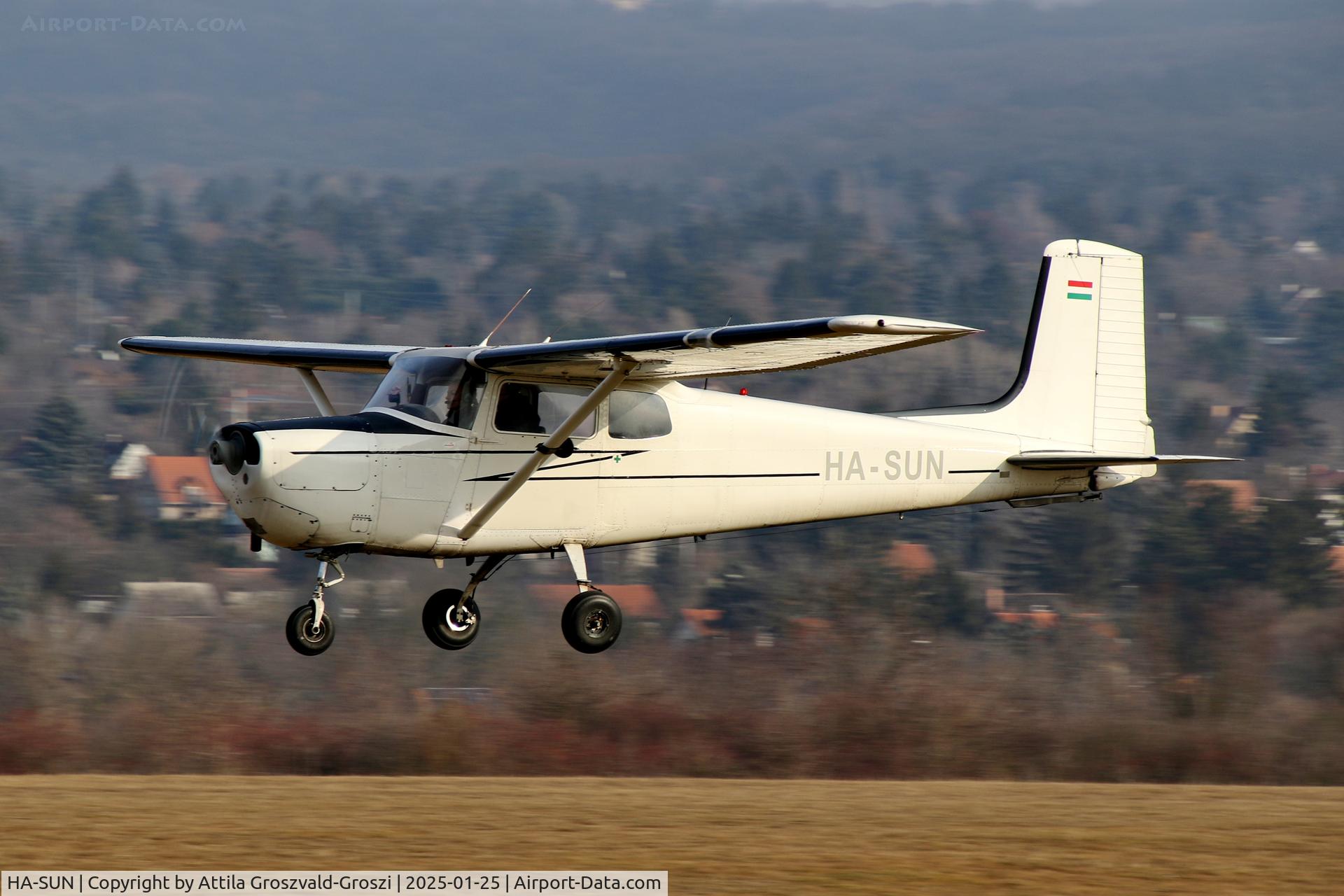 HA-SUN, 1958 Cessna 172 C/N 36536, LHFH - Budakeszi, Farkashegy Airport, Hungary