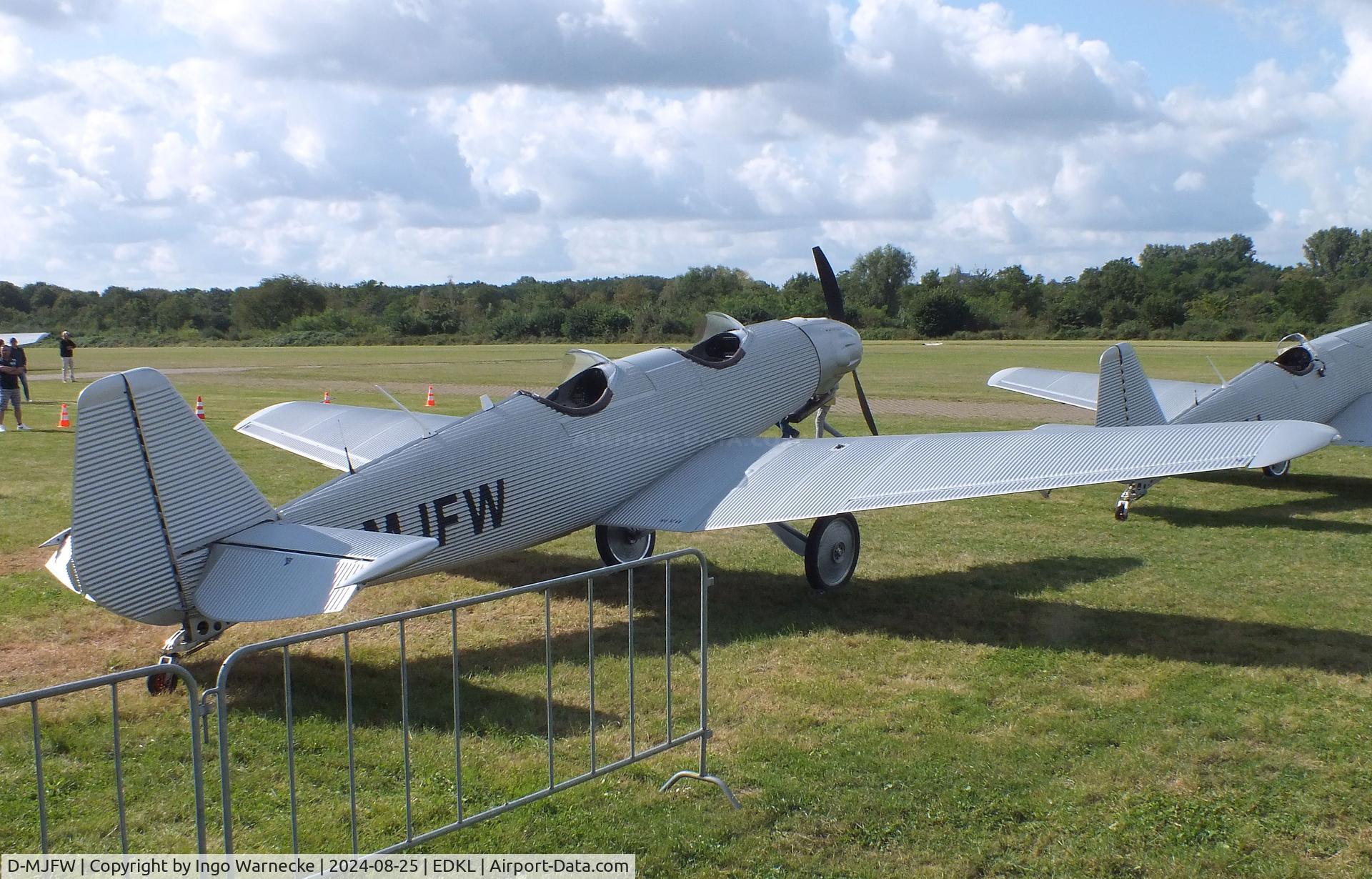 D-MJFW, Junkers Flugzeugwerke AG A50ci Replica C/N not found_D_MJFW, Junkers Flugzeugwerke A 50 ci Junior replica at the 2024 Flugplatzfest Leverkusen airfield display