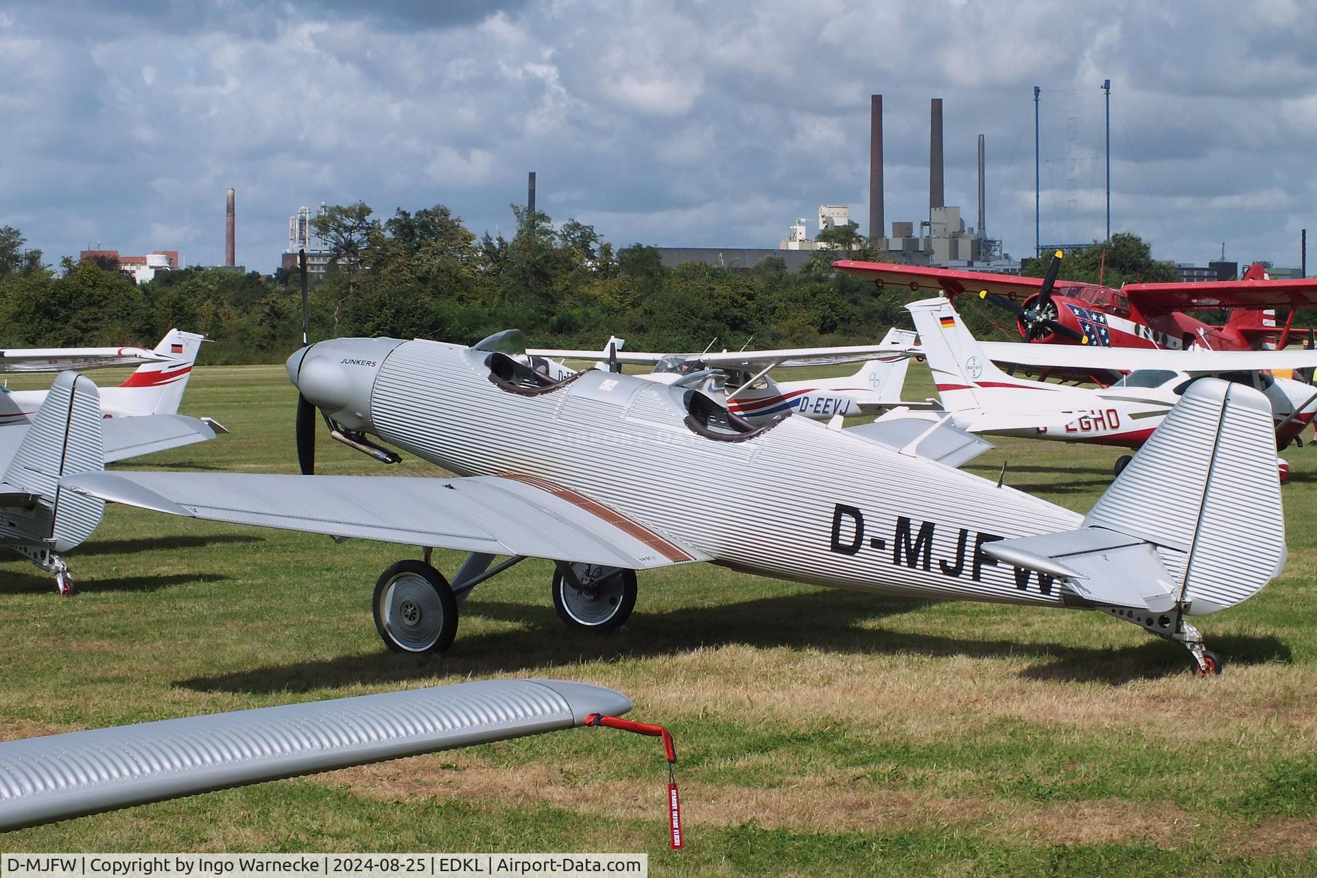 D-MJFW, Junkers Flugzeugwerke AG A50ci Replica C/N not found_D_MJFW, Junkers Flugzeugwerke A 50 ci Junior replica at the 2024 Flugplatzfest Leverkusen airfield display