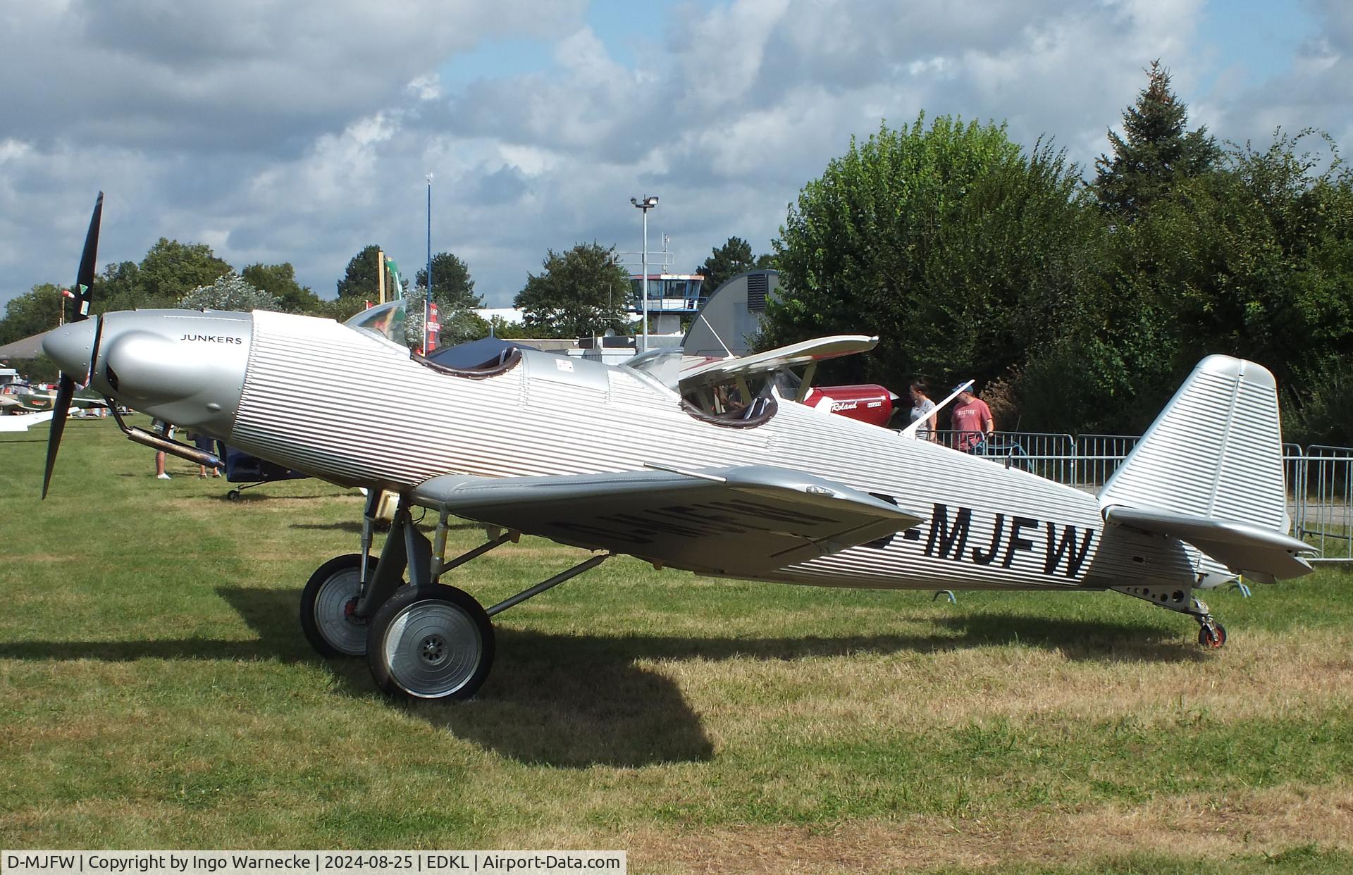 D-MJFW, Junkers Flugzeugwerke AG A50ci Replica C/N not found_D_MJFW, Junkers Flugzeugwerke A 50 ci Junior replica at the 2024 Flugplatzfest Leverkusen airfield display